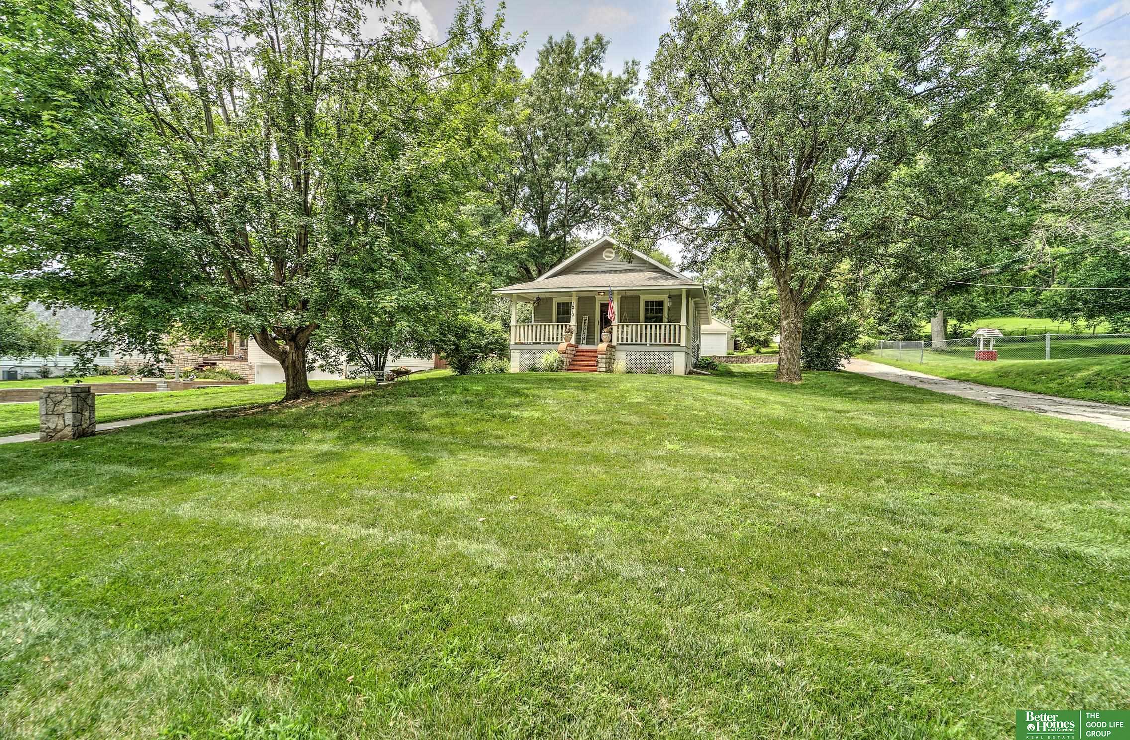 1210 Prairie Avenue