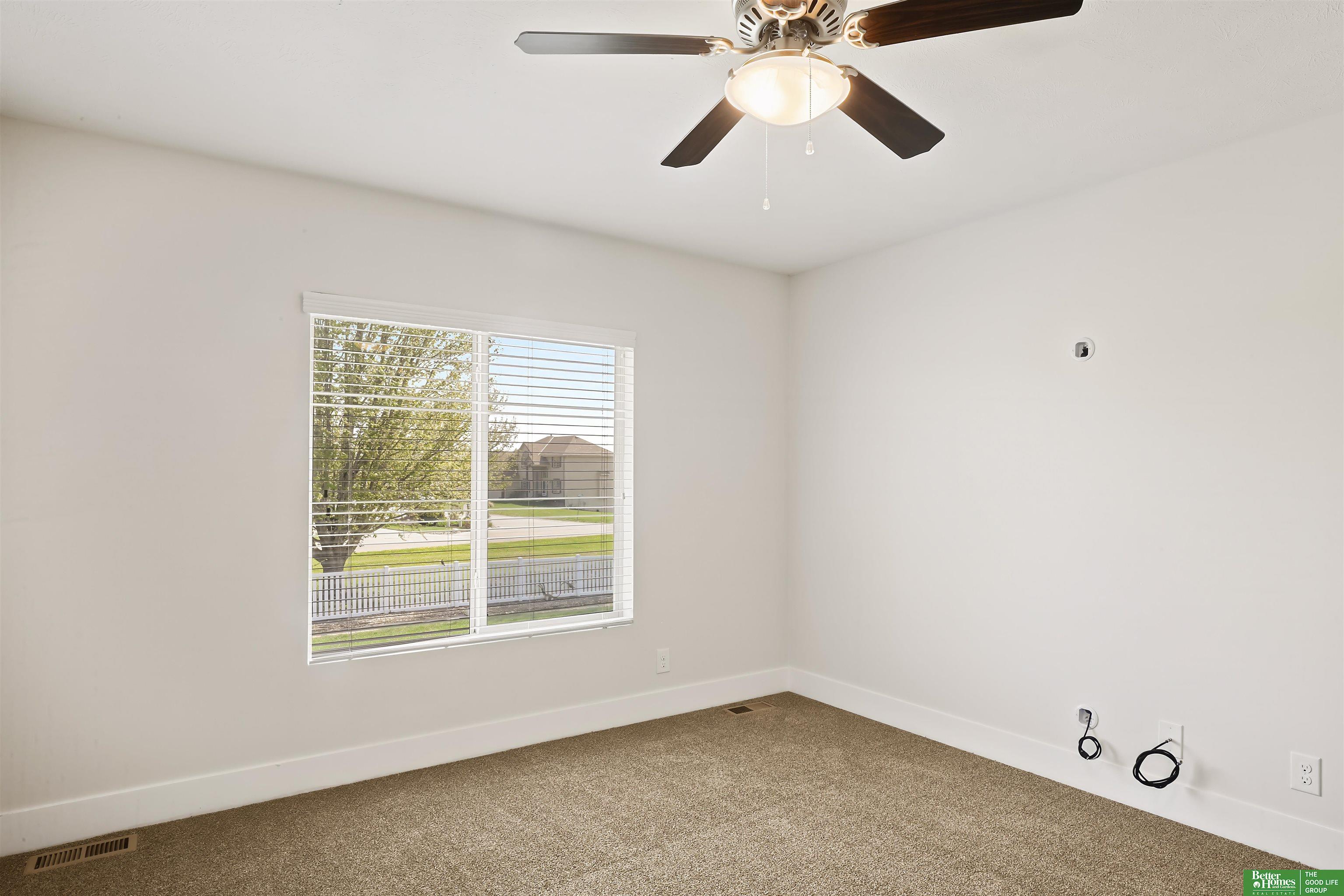 3028 Lakeside Drive