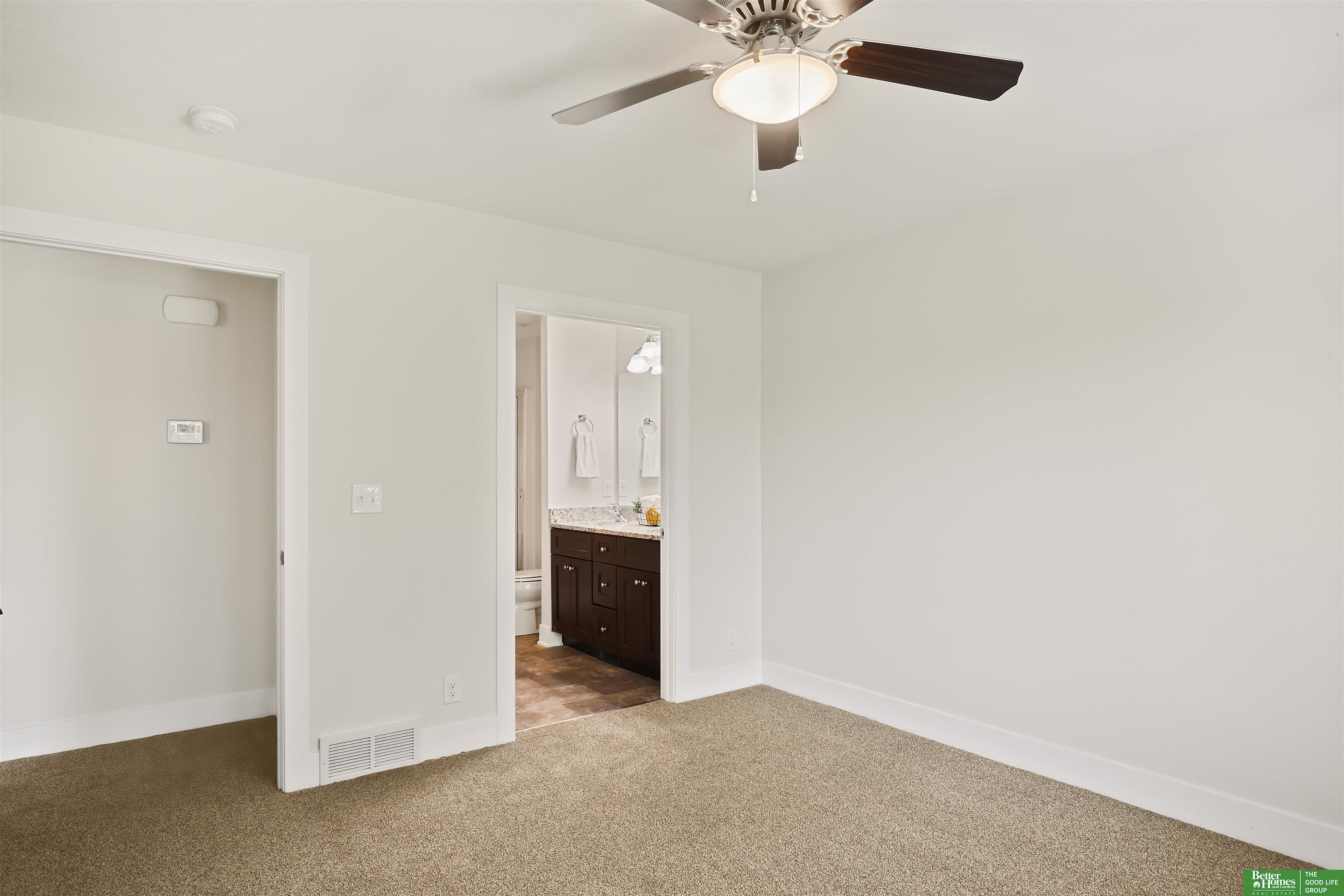 3028 Lakeside Drive