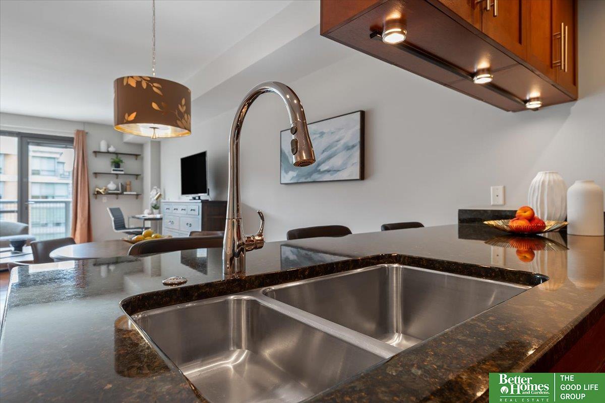 3200 Farnam Court # 3408