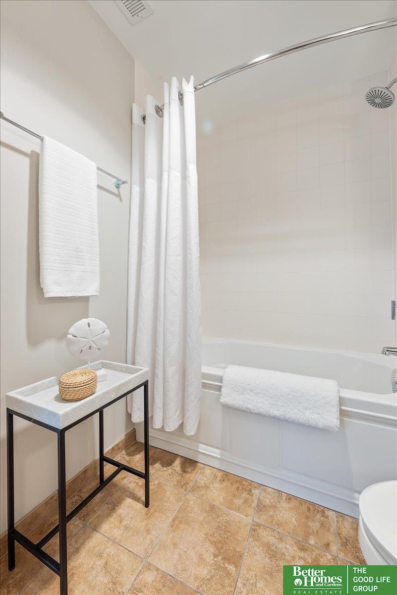 3200 Farnam Court # 3408