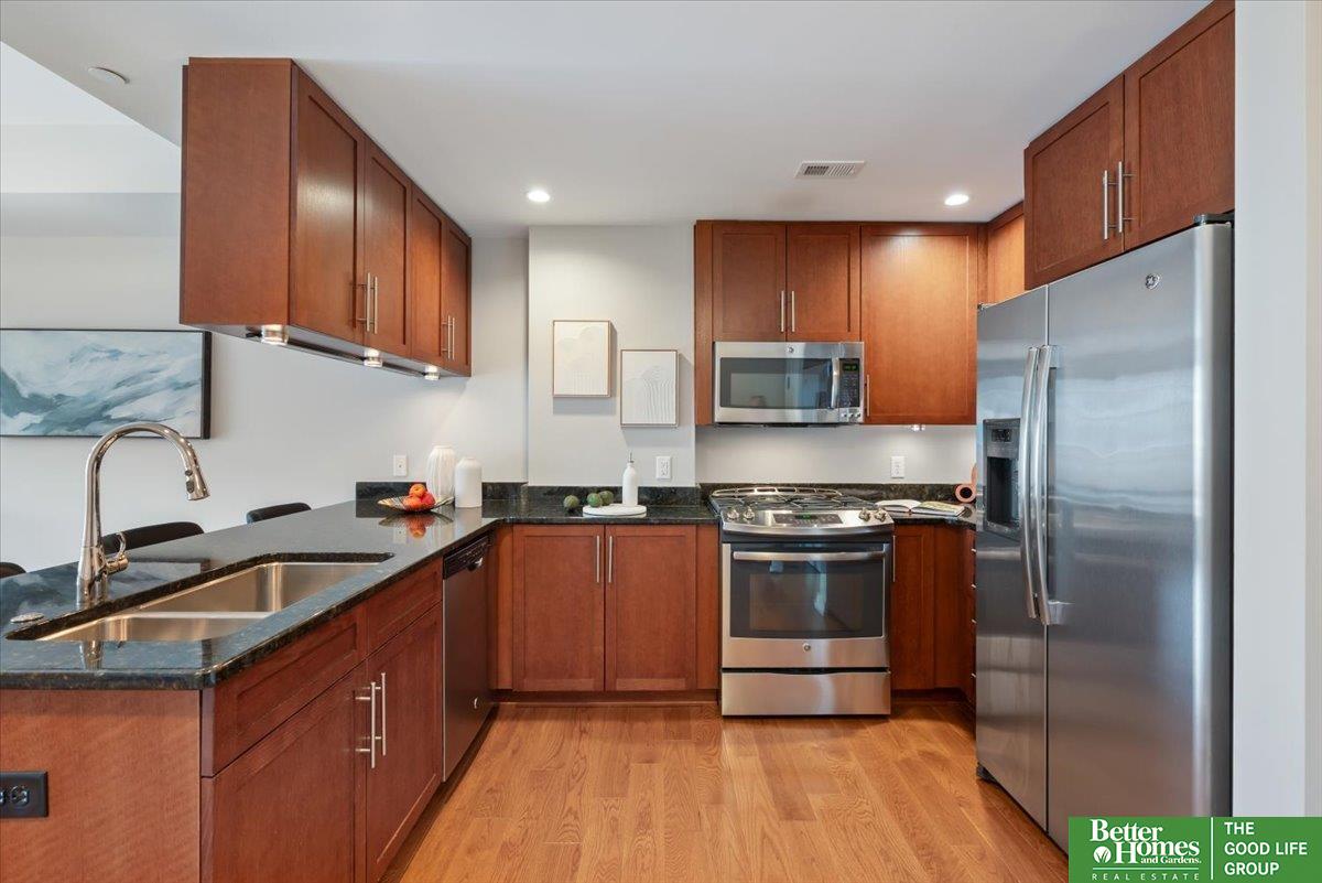 3200 Farnam Court # 3408