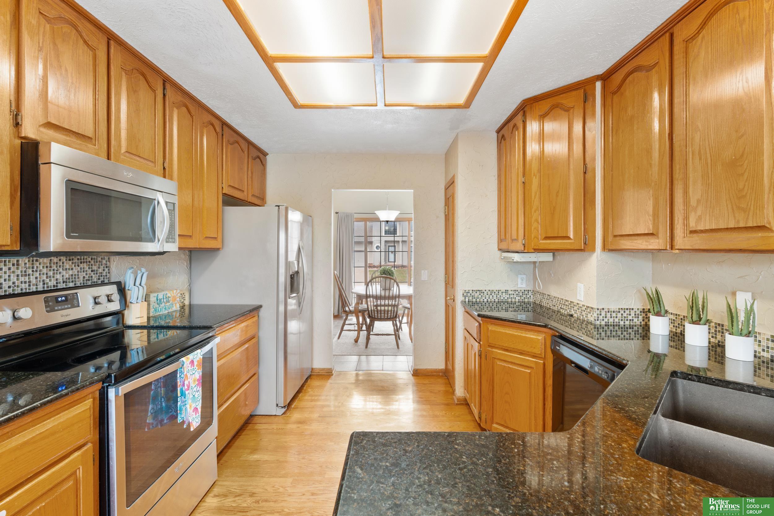 2201 Queen Drive