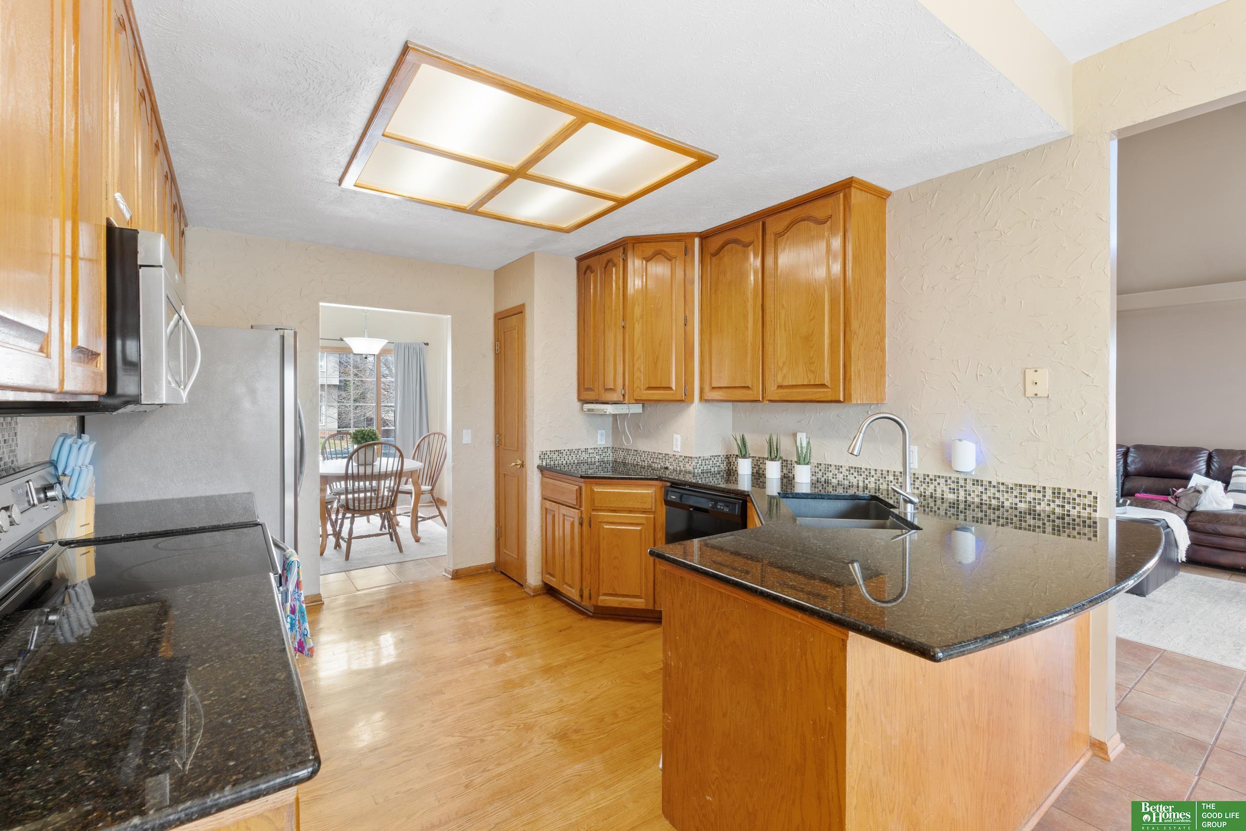 2201 Queen Drive