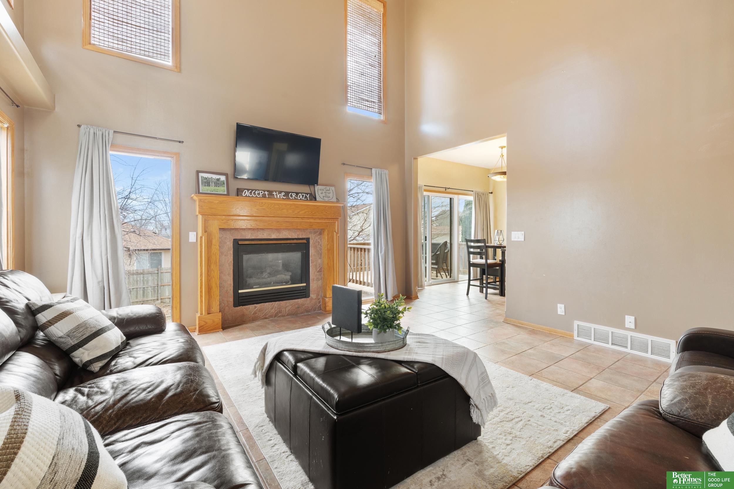 2201 Queen Drive