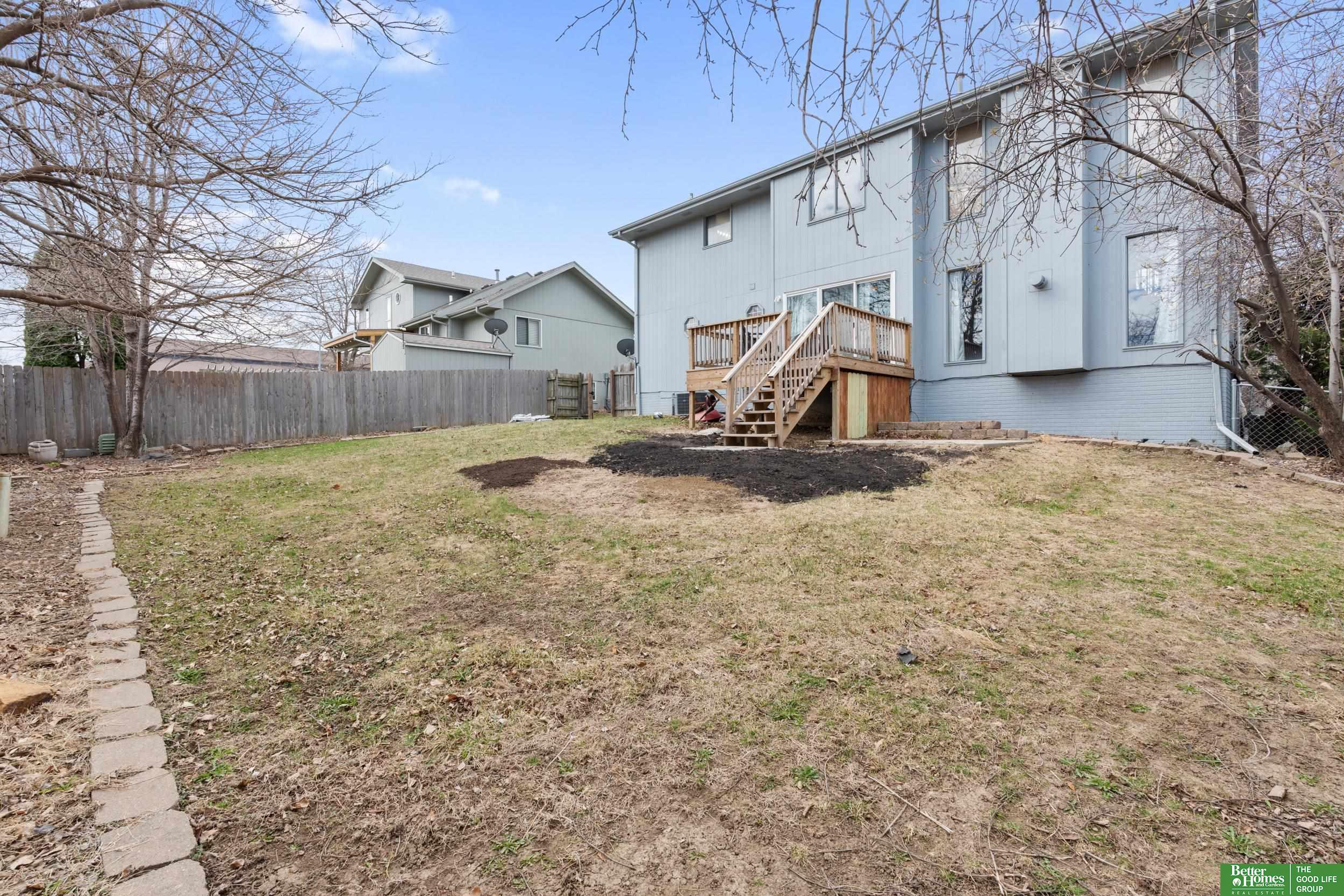 2201 Queen Drive