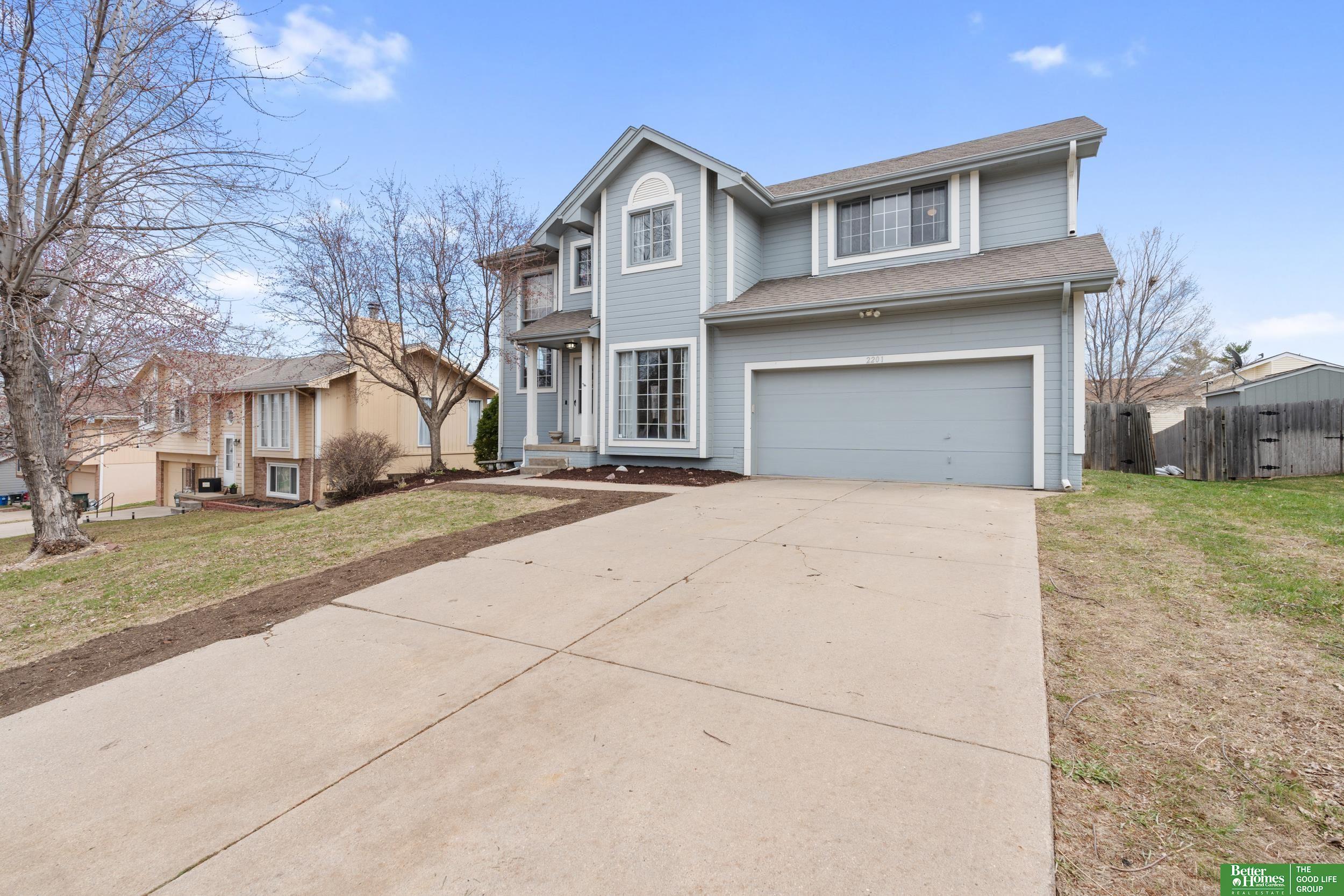 2201 Queen Drive