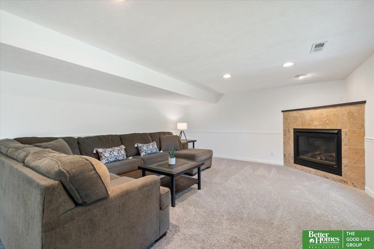 16027 Wakeley Street