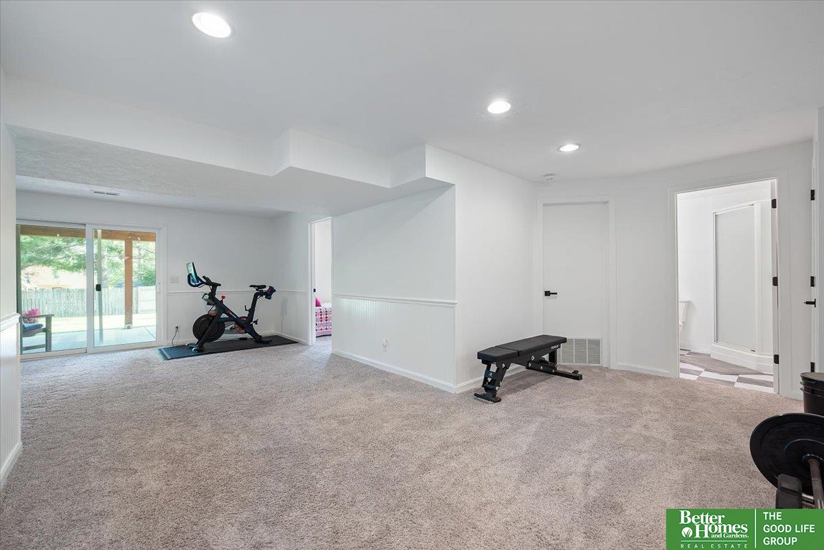16027 Wakeley Street