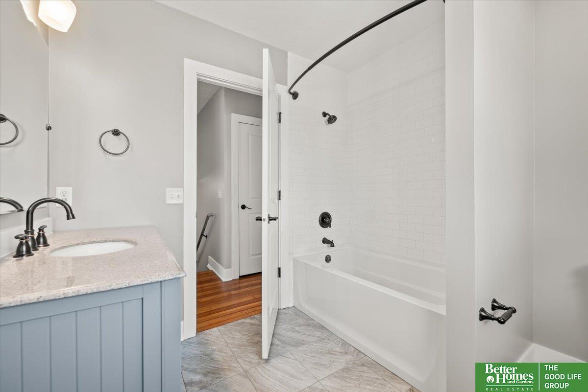 320 S 40th Street