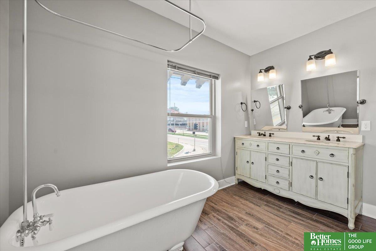 320 S 40th Street