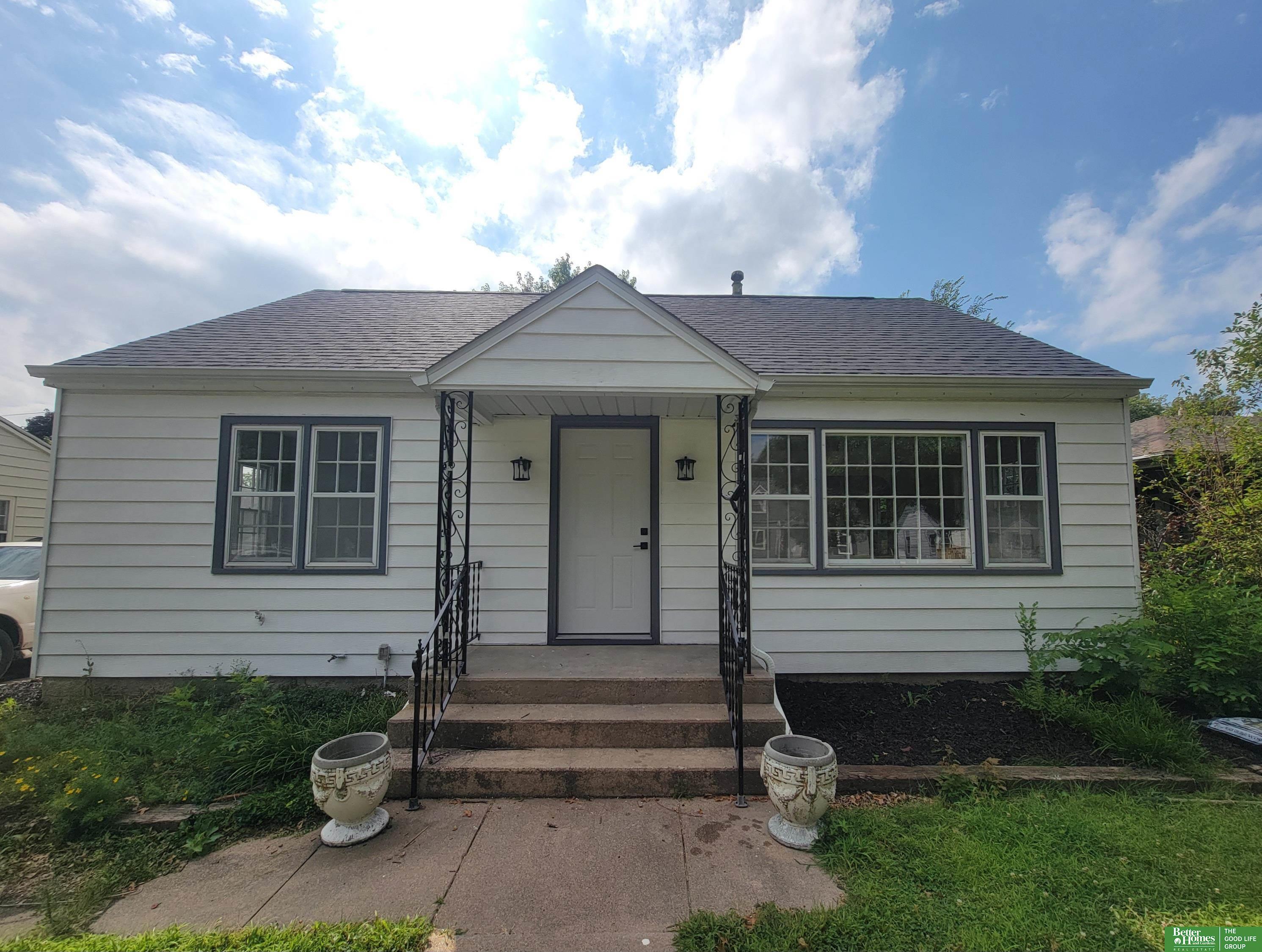 1309 N Blackburn Avenue