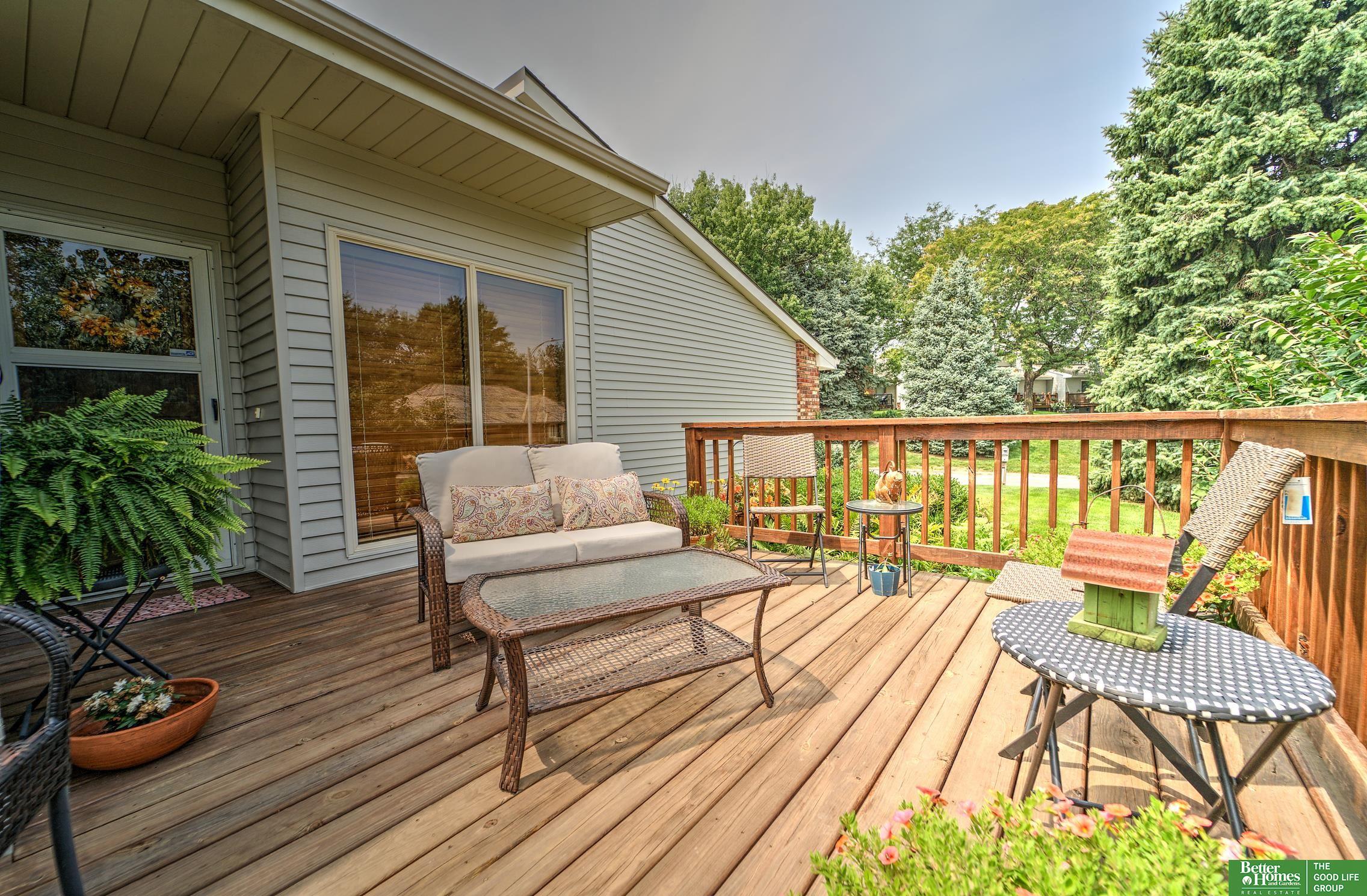 739 N 129 Court