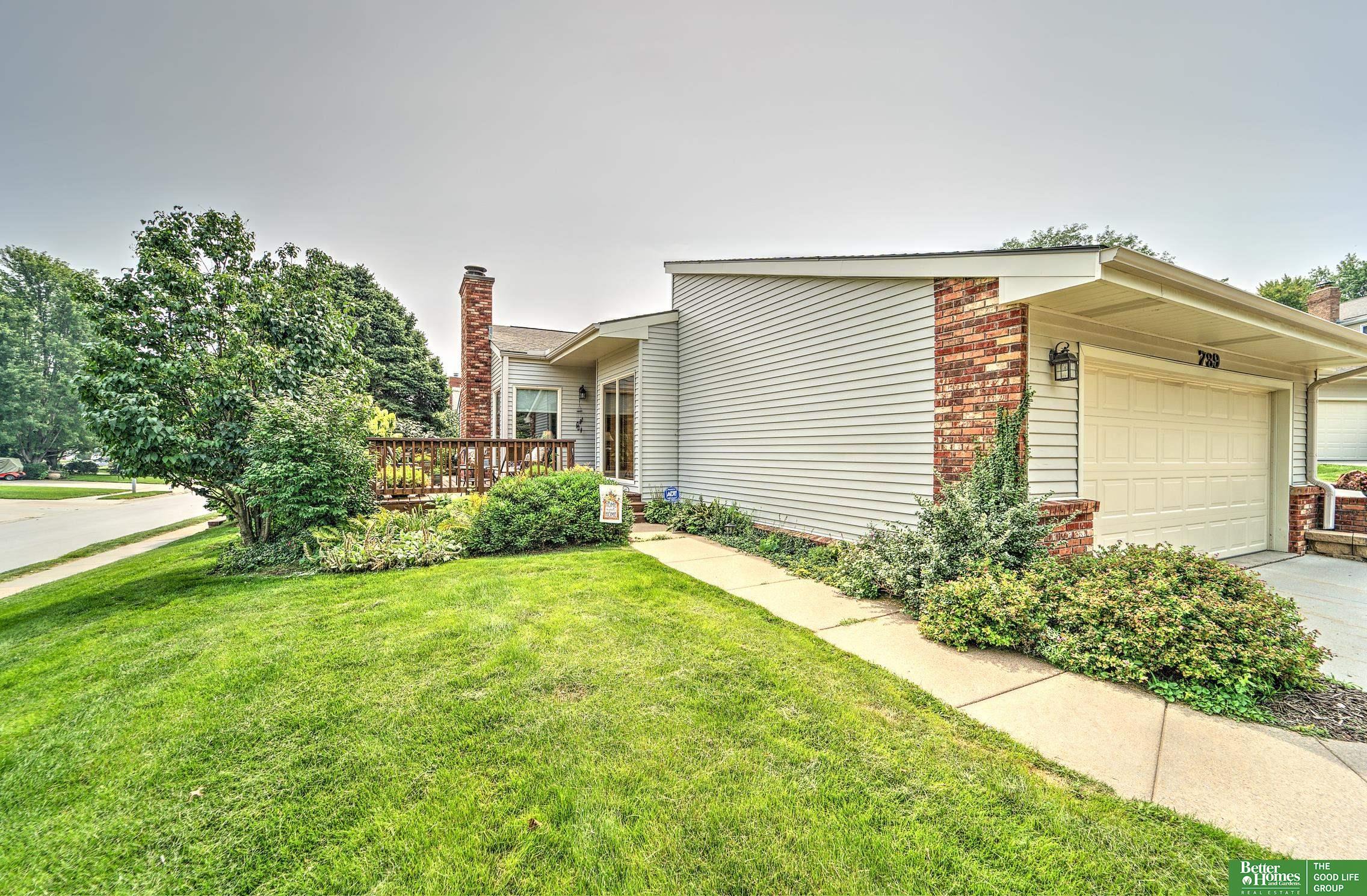 739 N 129 Court