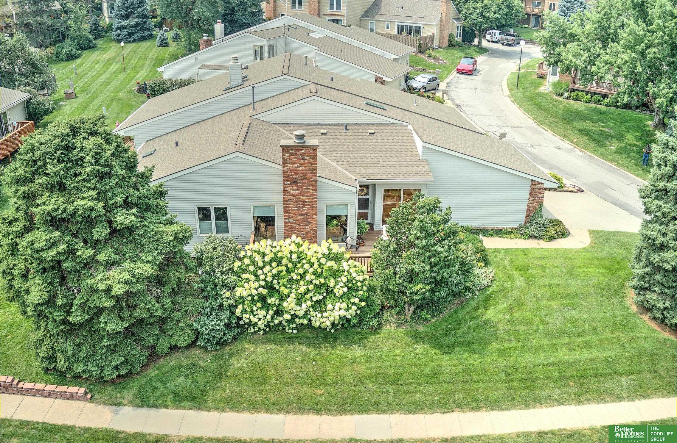 739 N 129 Court