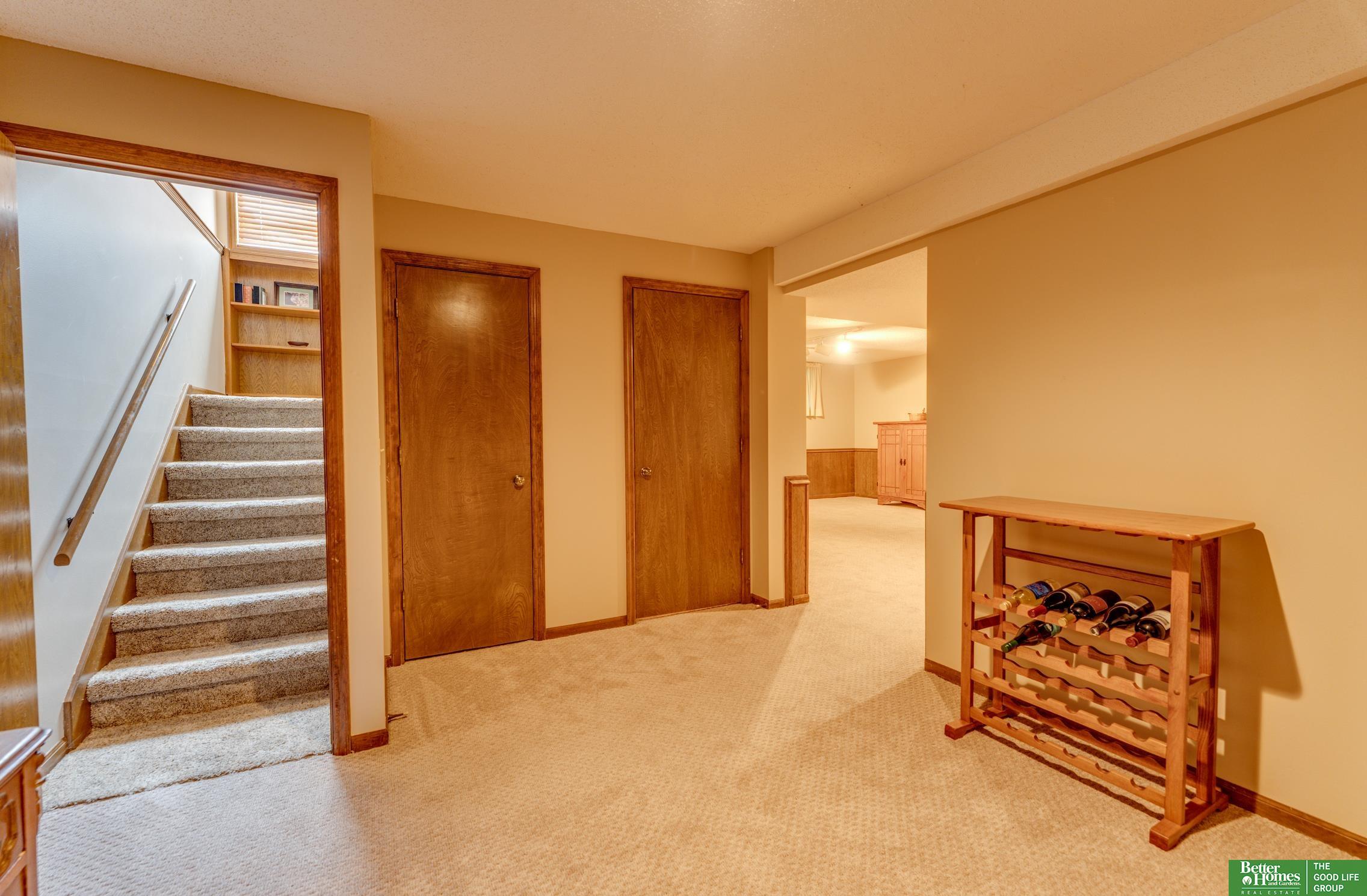 739 N 129 Court