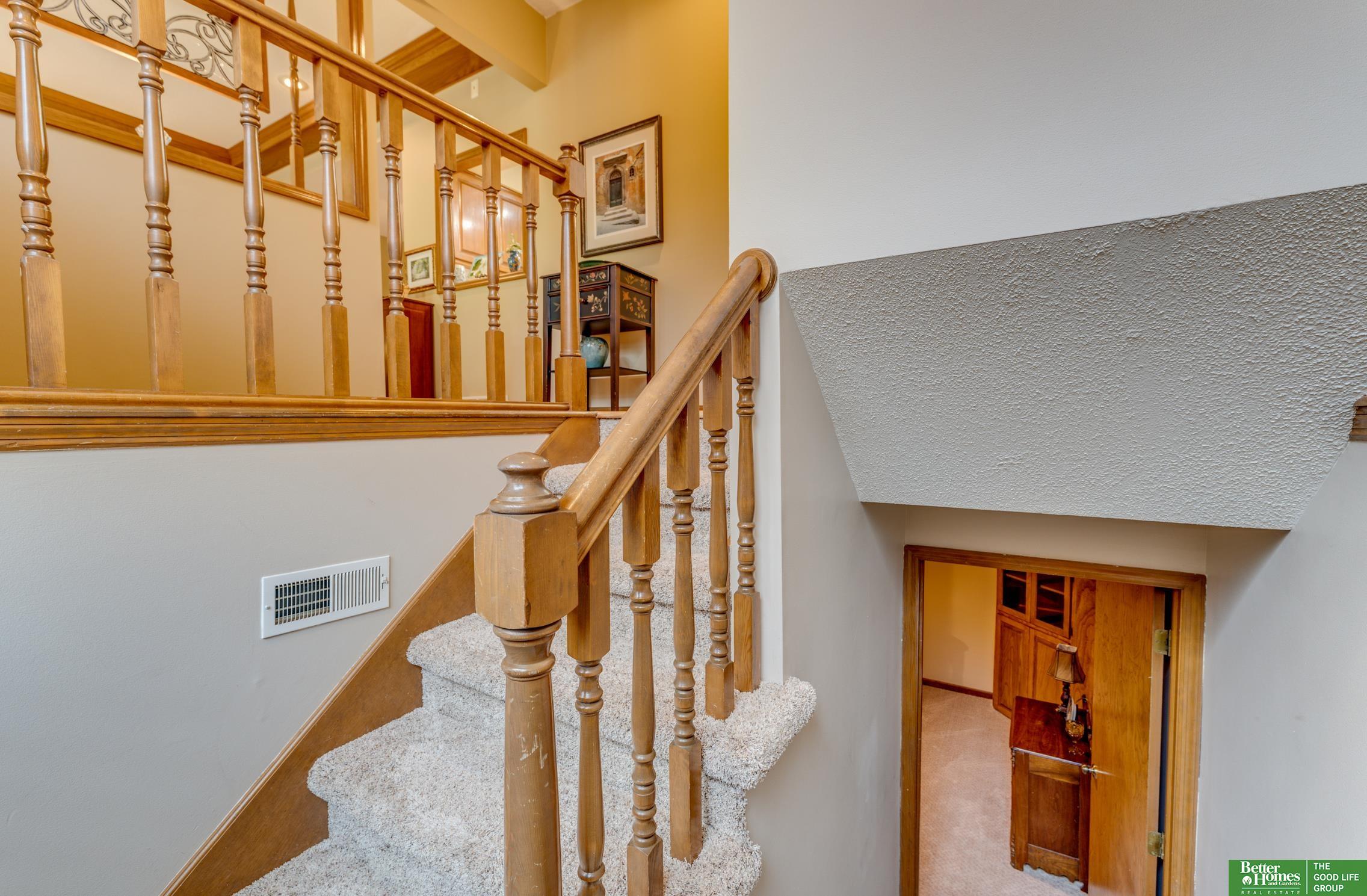 739 N 129 Court