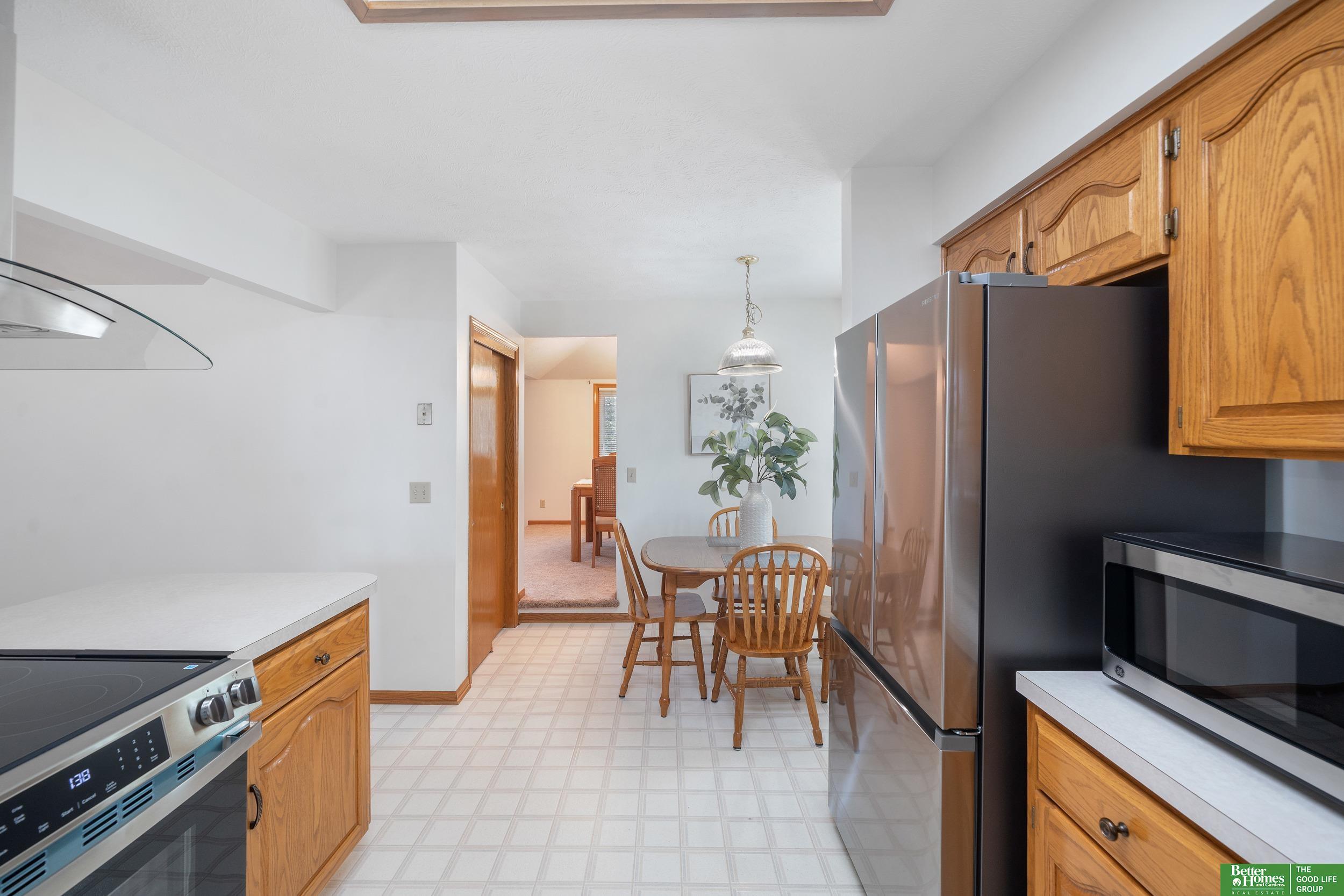 7812 S 71st Street