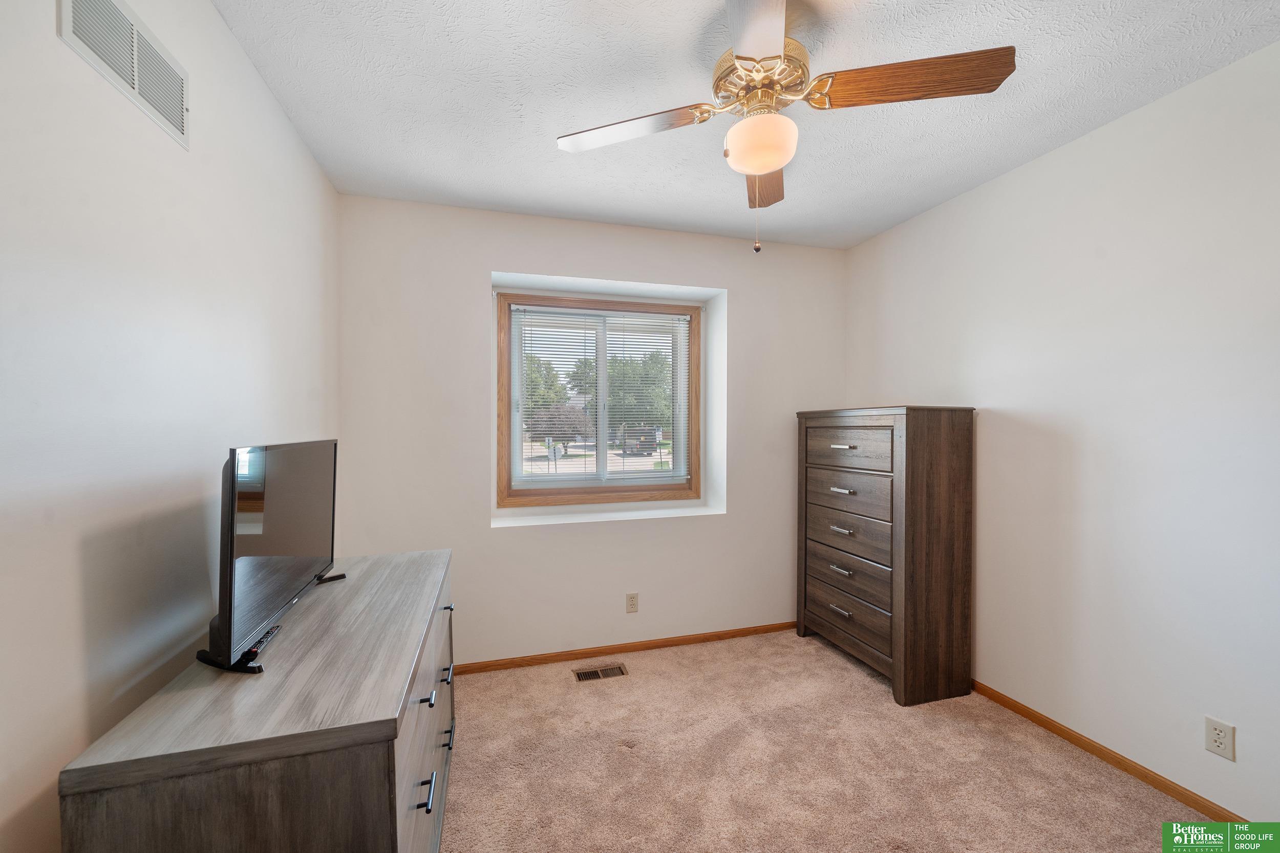 7812 S 71st Street