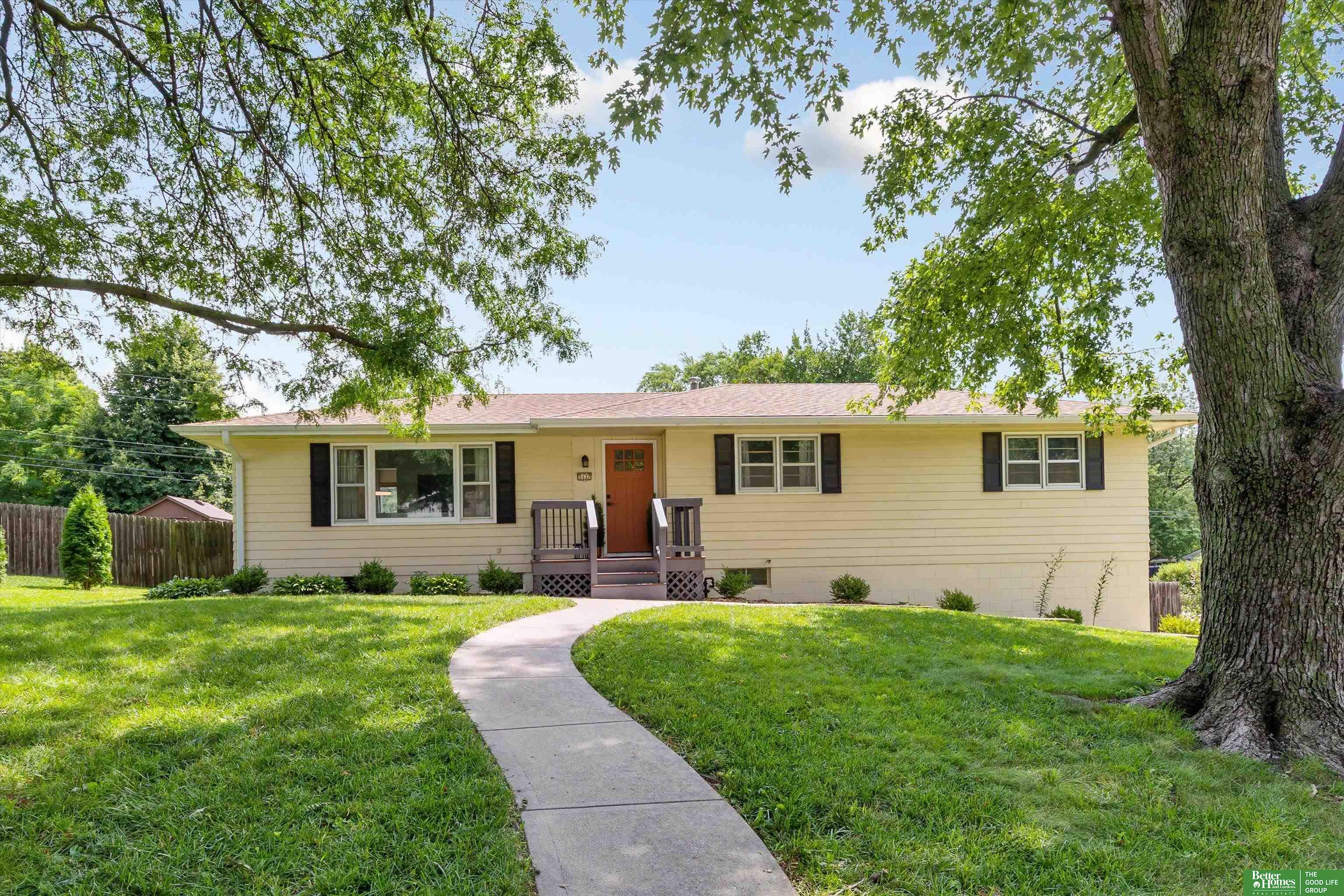 3137 S 118th Street