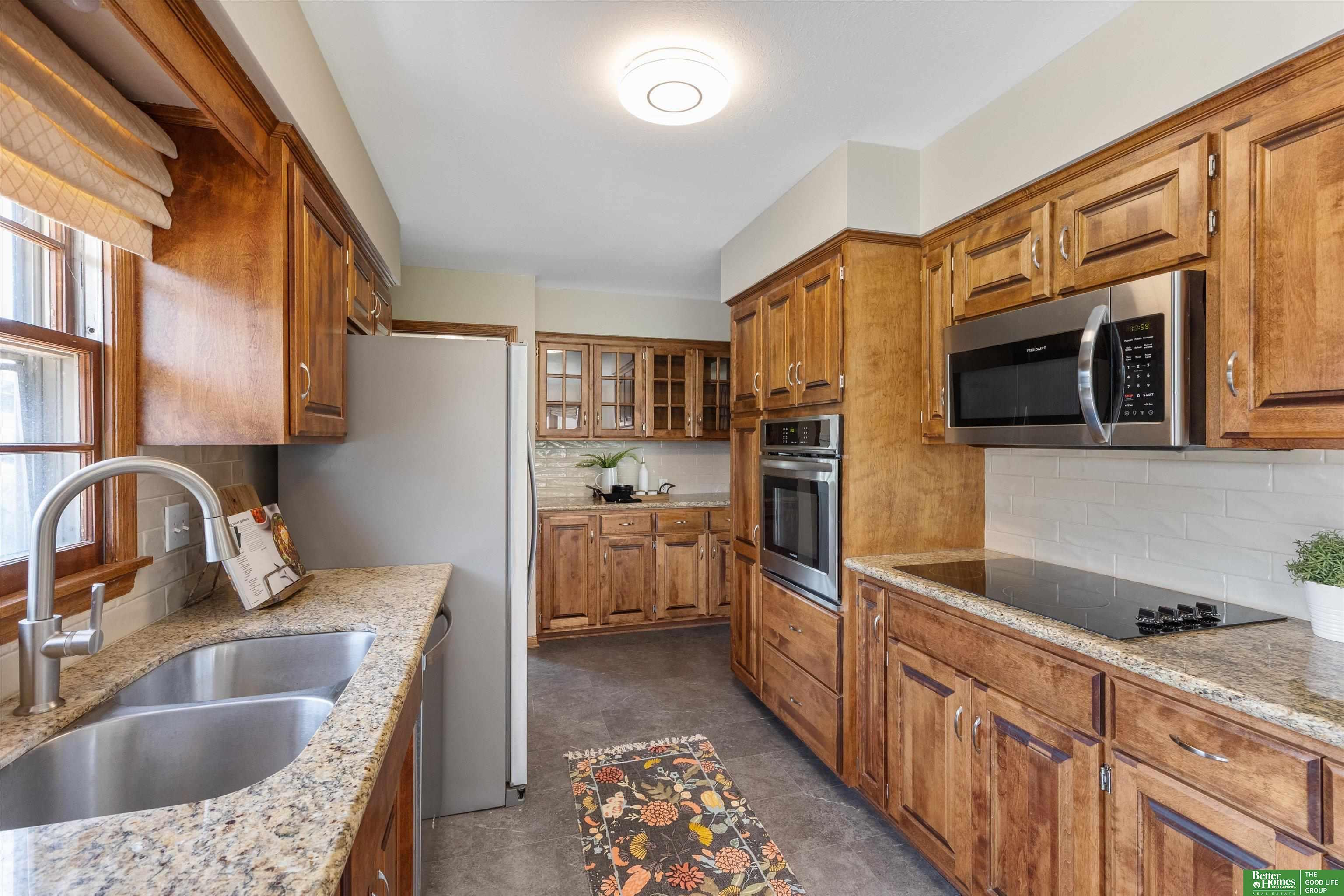 3137 S 118th Street