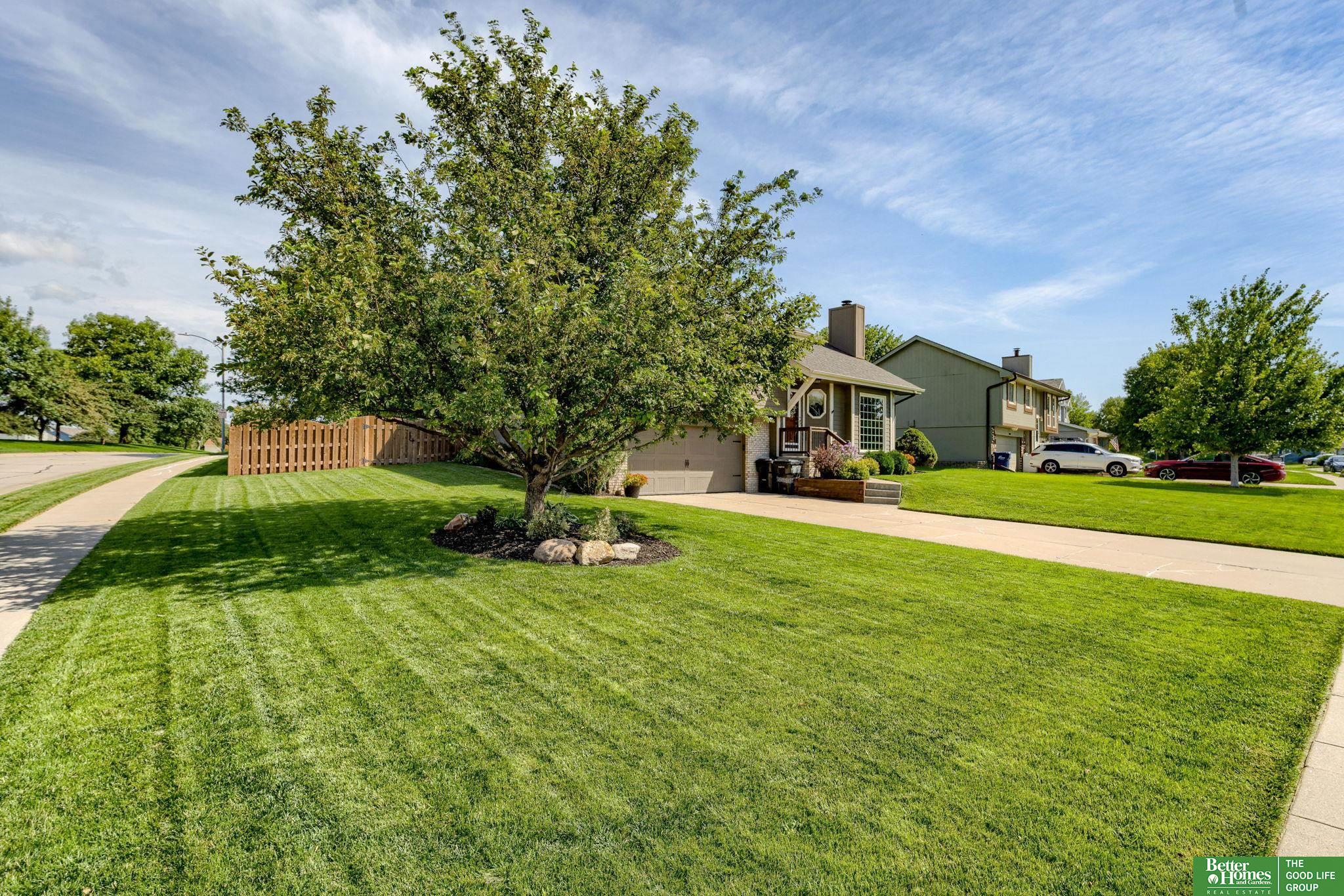 2410 Marilyn Drive
