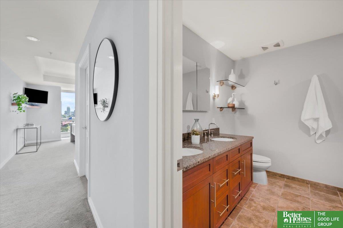200 S 31st Avenue # 4704
