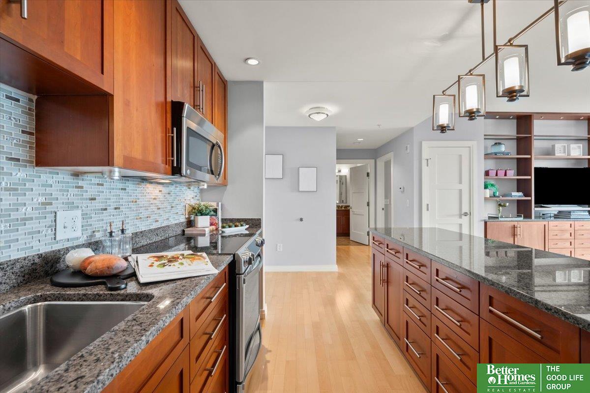200 S 31st Avenue # 4704
