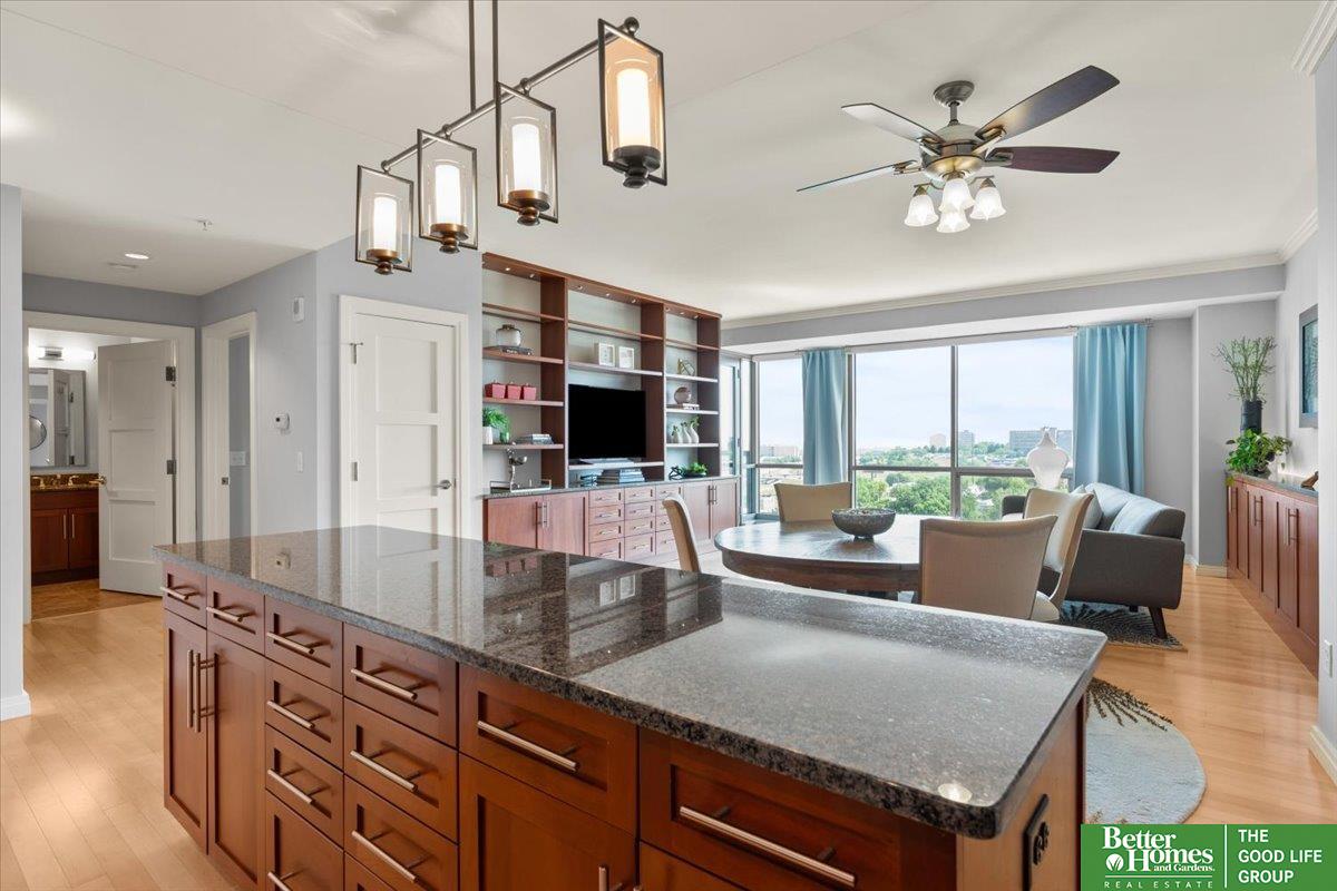 200 S 31st Avenue # 4704