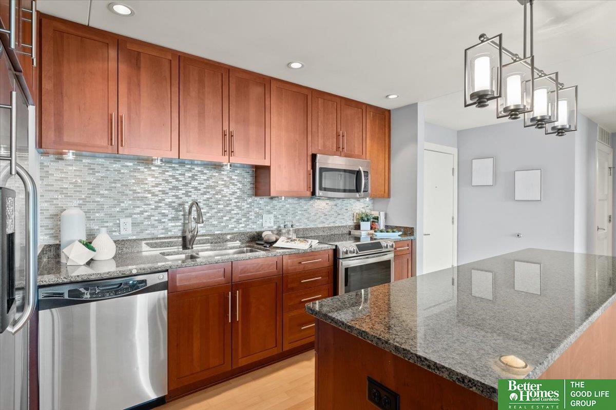 200 S 31st Avenue # 4704