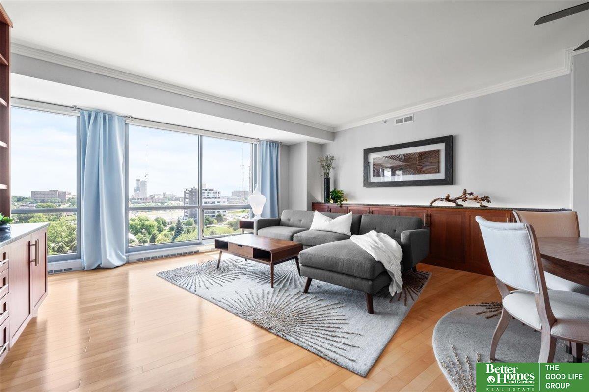 200 S 31st Avenue # 4704