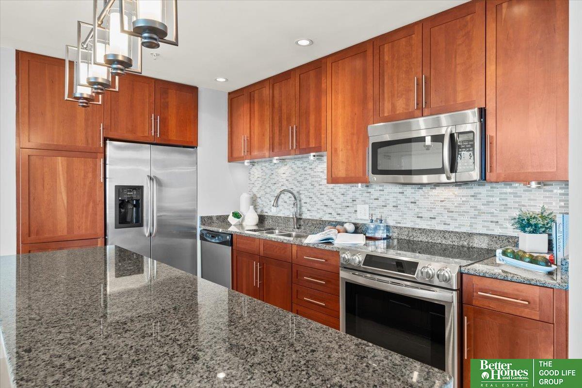 200 S 31st Avenue # 4704