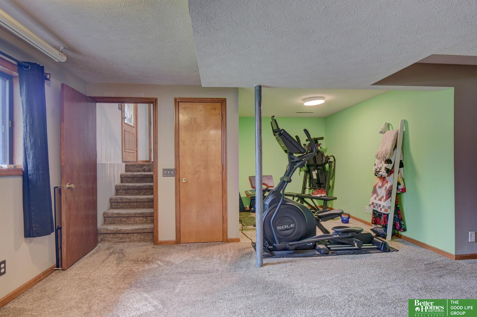 14709 Willow Creek Drive