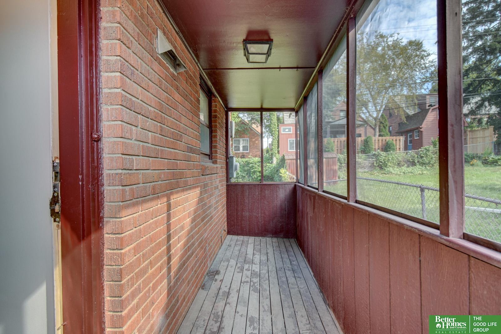 4308 Center Street