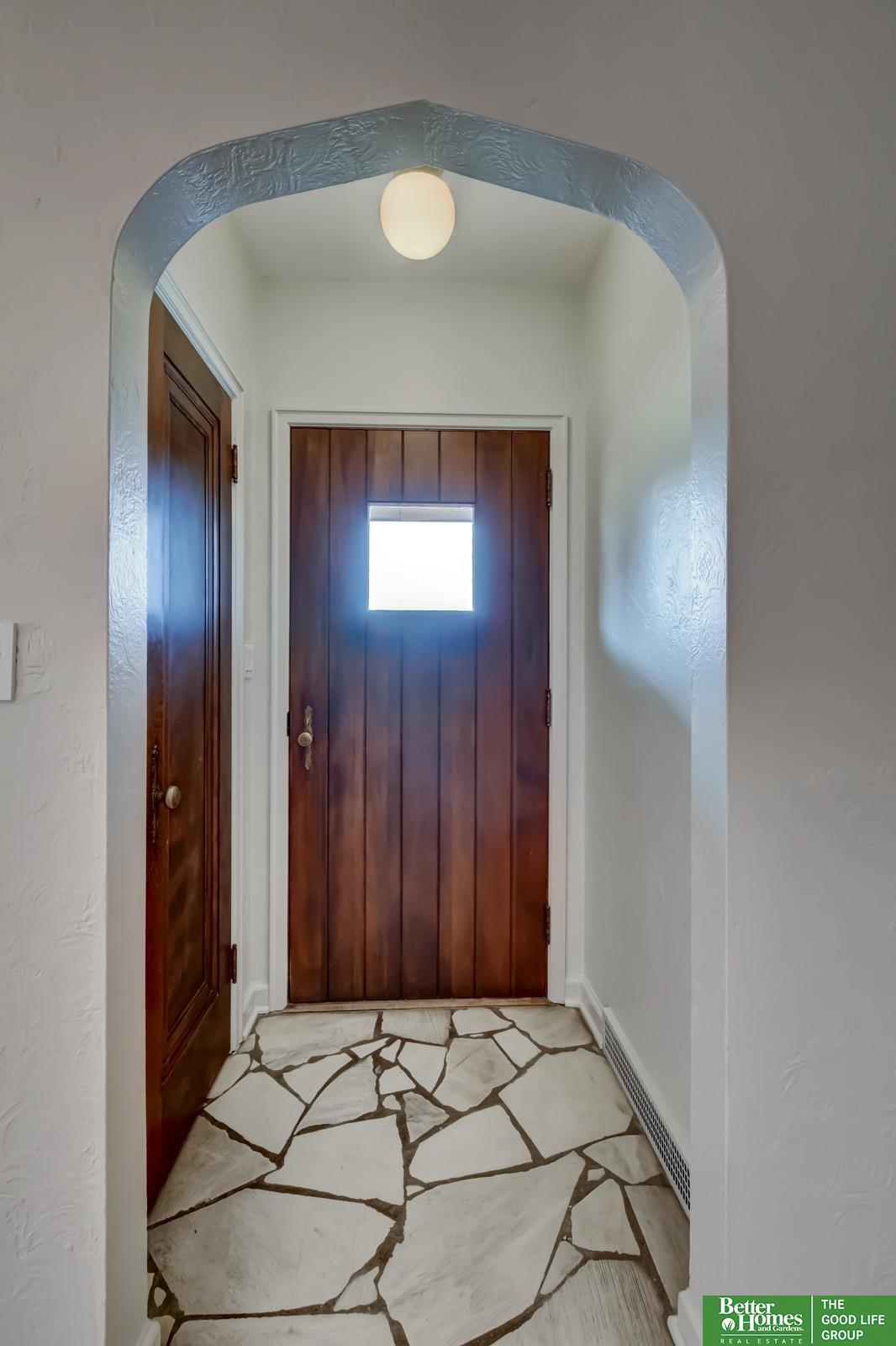 4308 Center Street