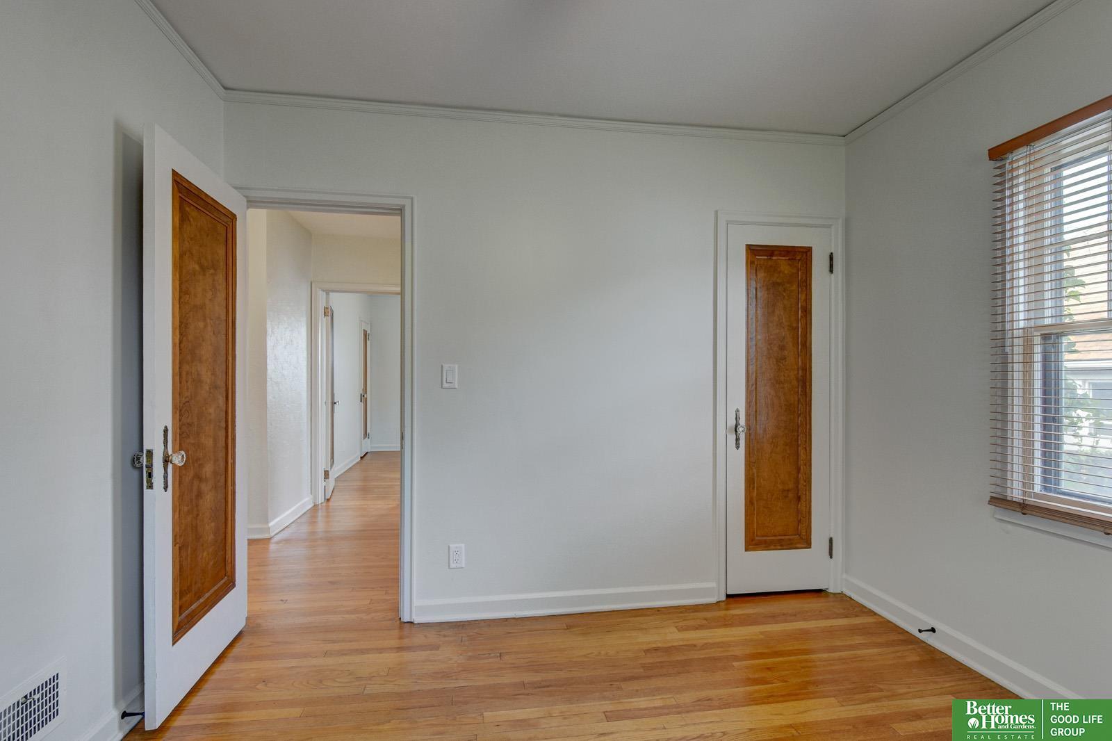 4308 Center Street