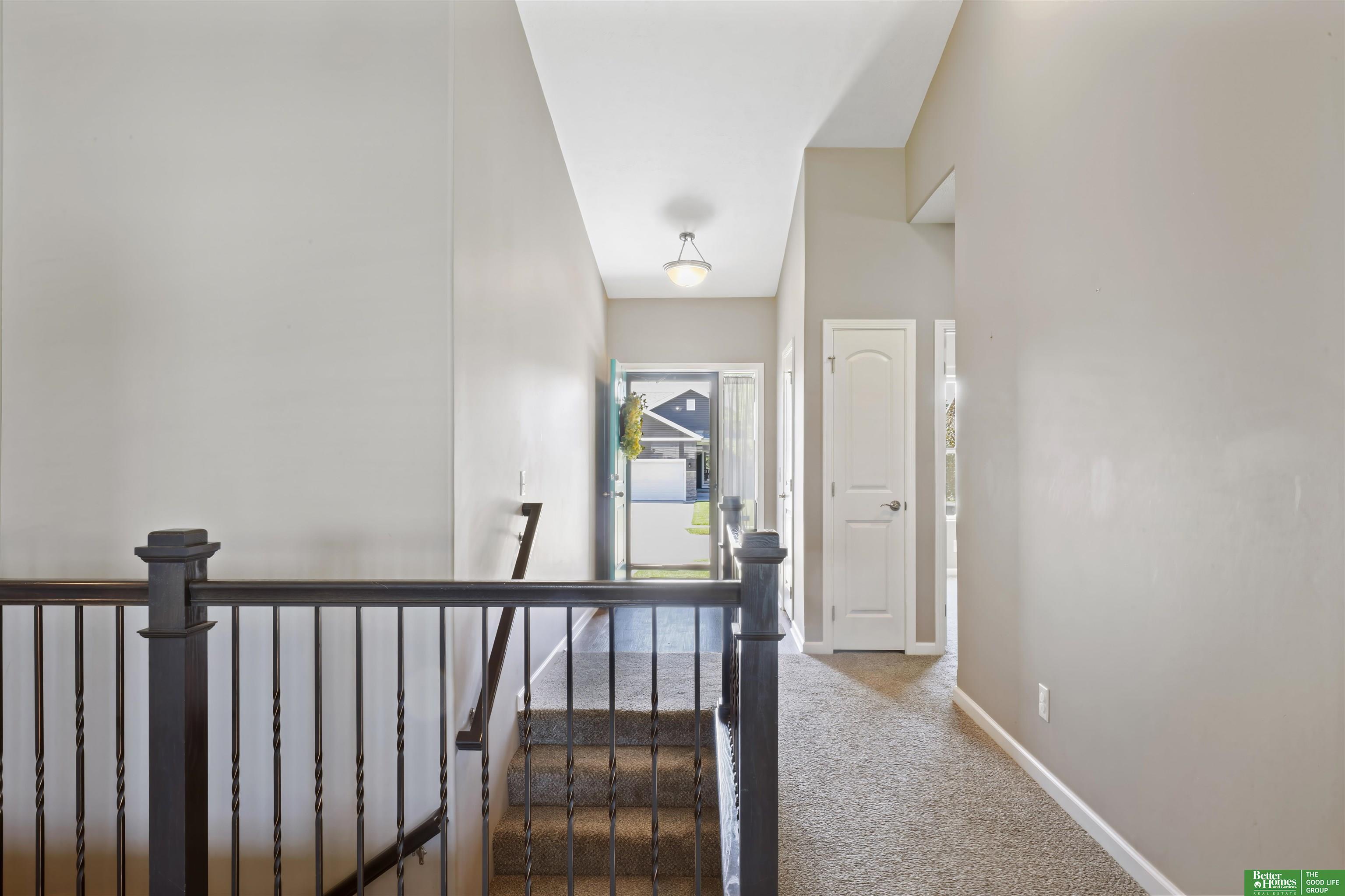 2122 Skyhawk Avenue