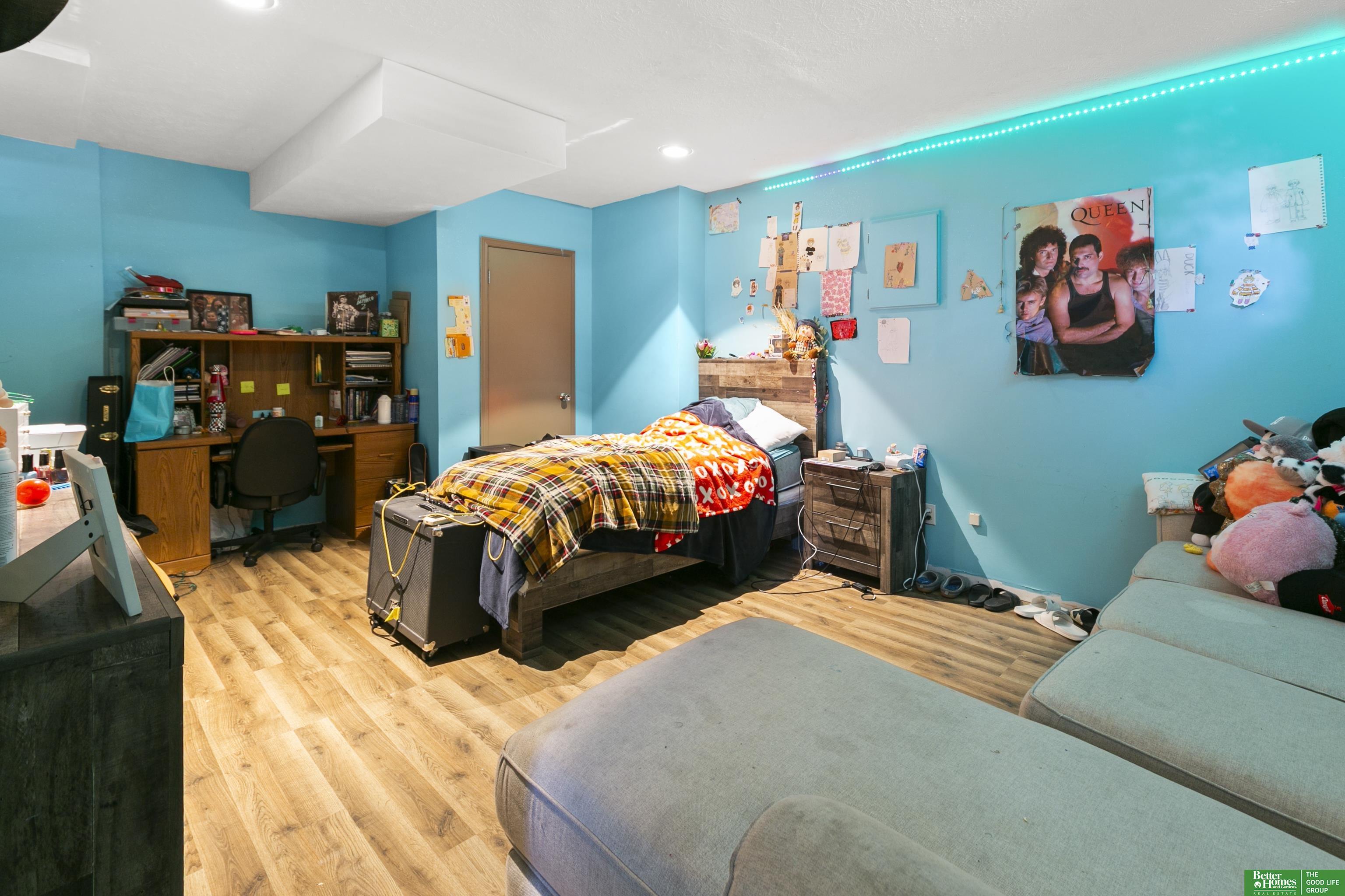 2218 S 162nd Circle