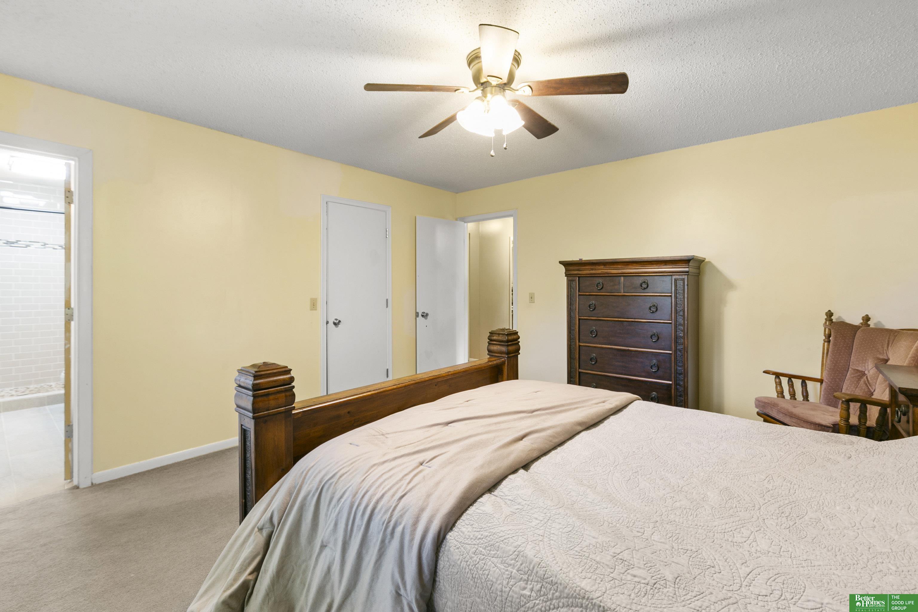 2218 S 162nd Circle