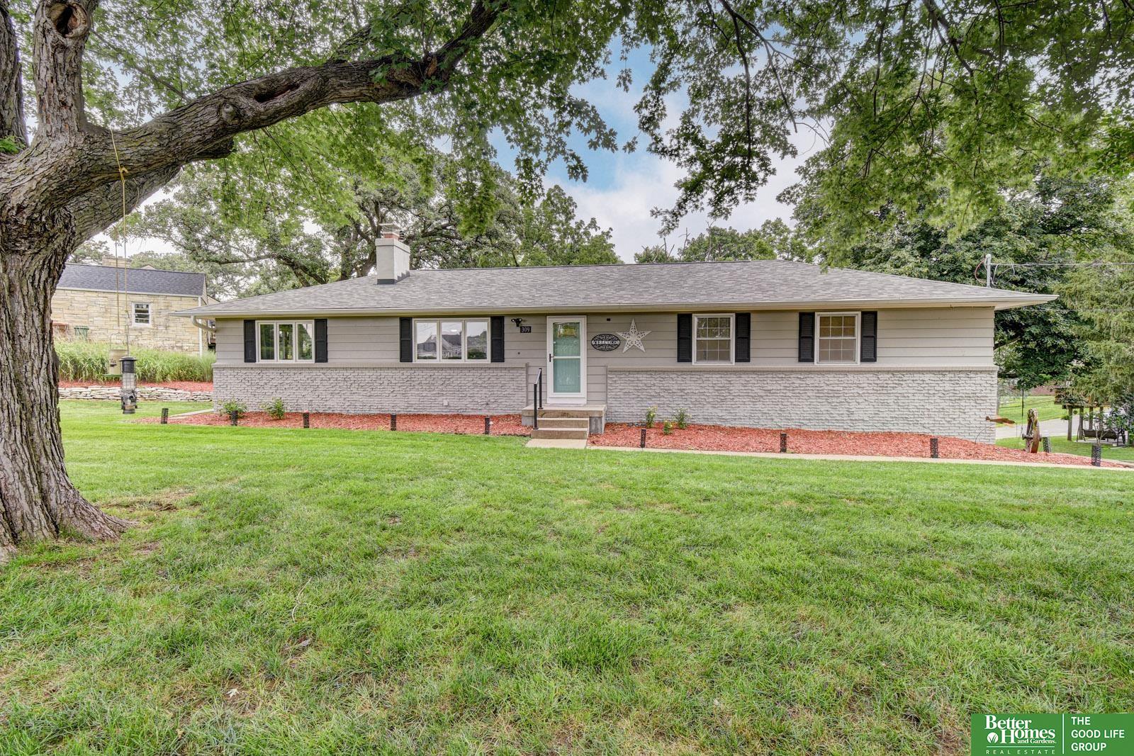 309 Bellevue Boulevard N