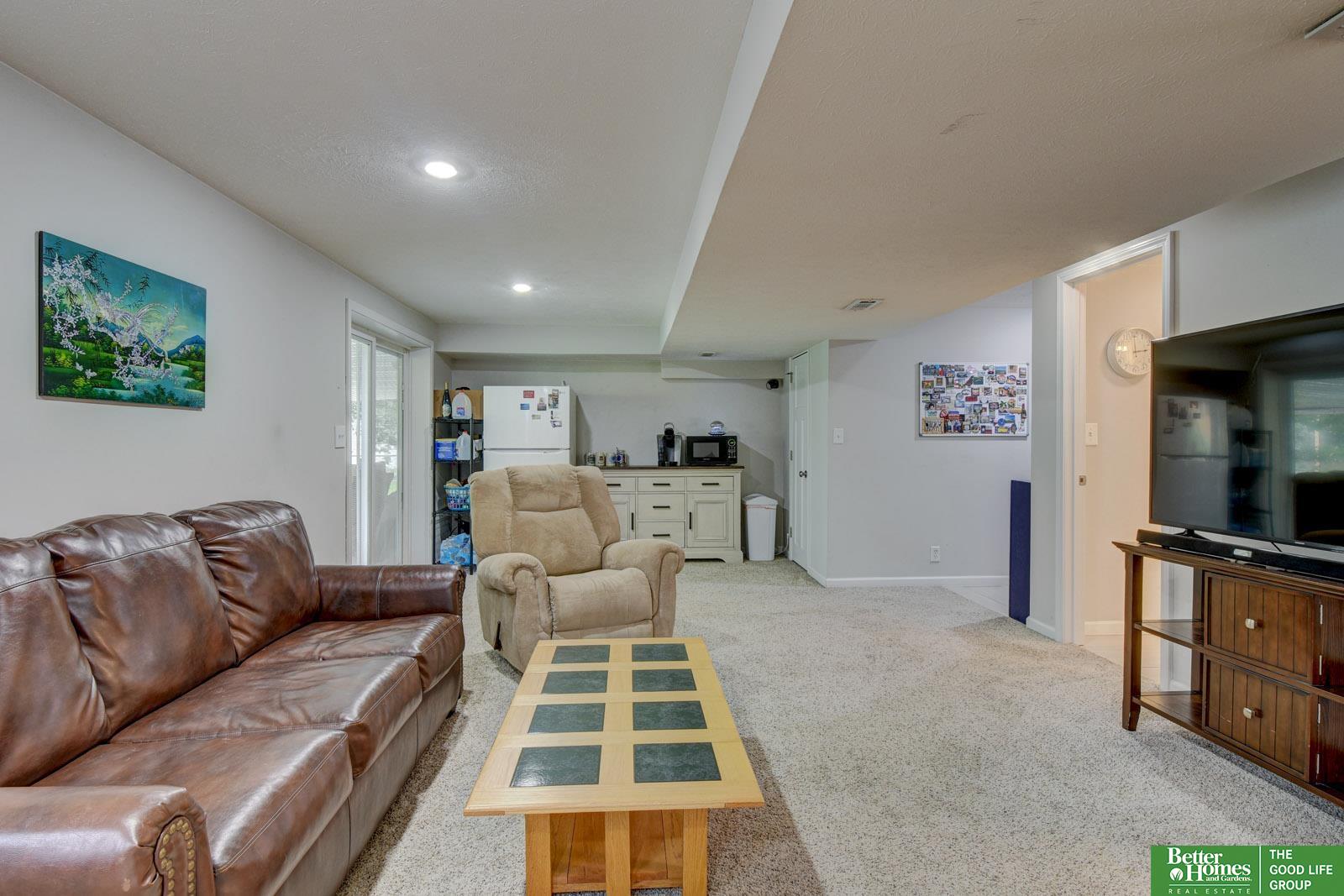 309 Bellevue Boulevard N