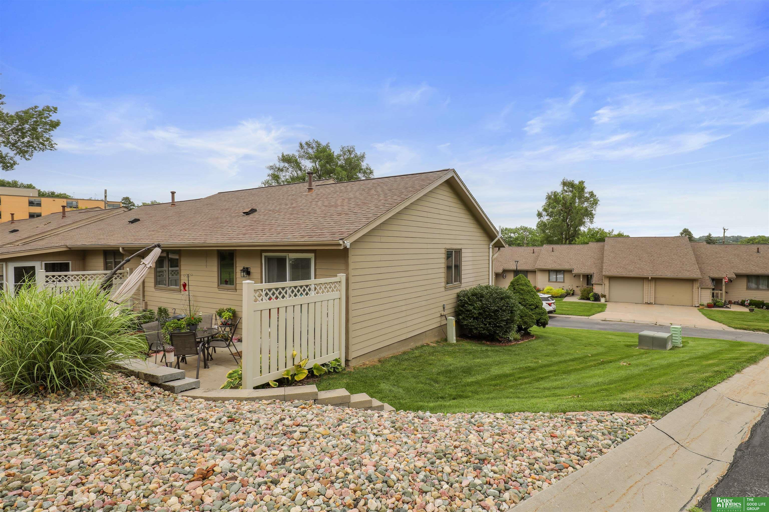 102 Arbor Ridge Lane