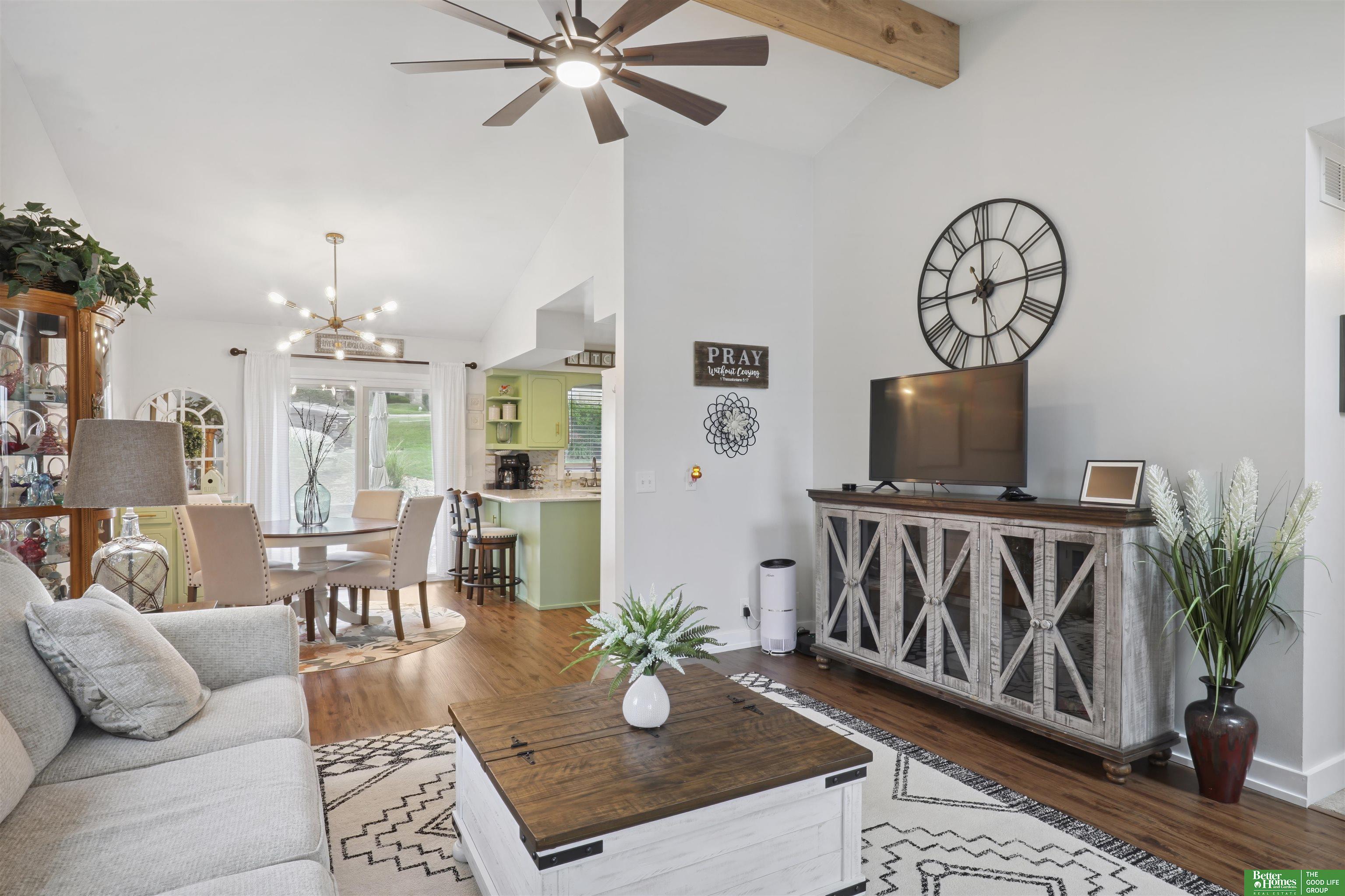 102 Arbor Ridge Lane