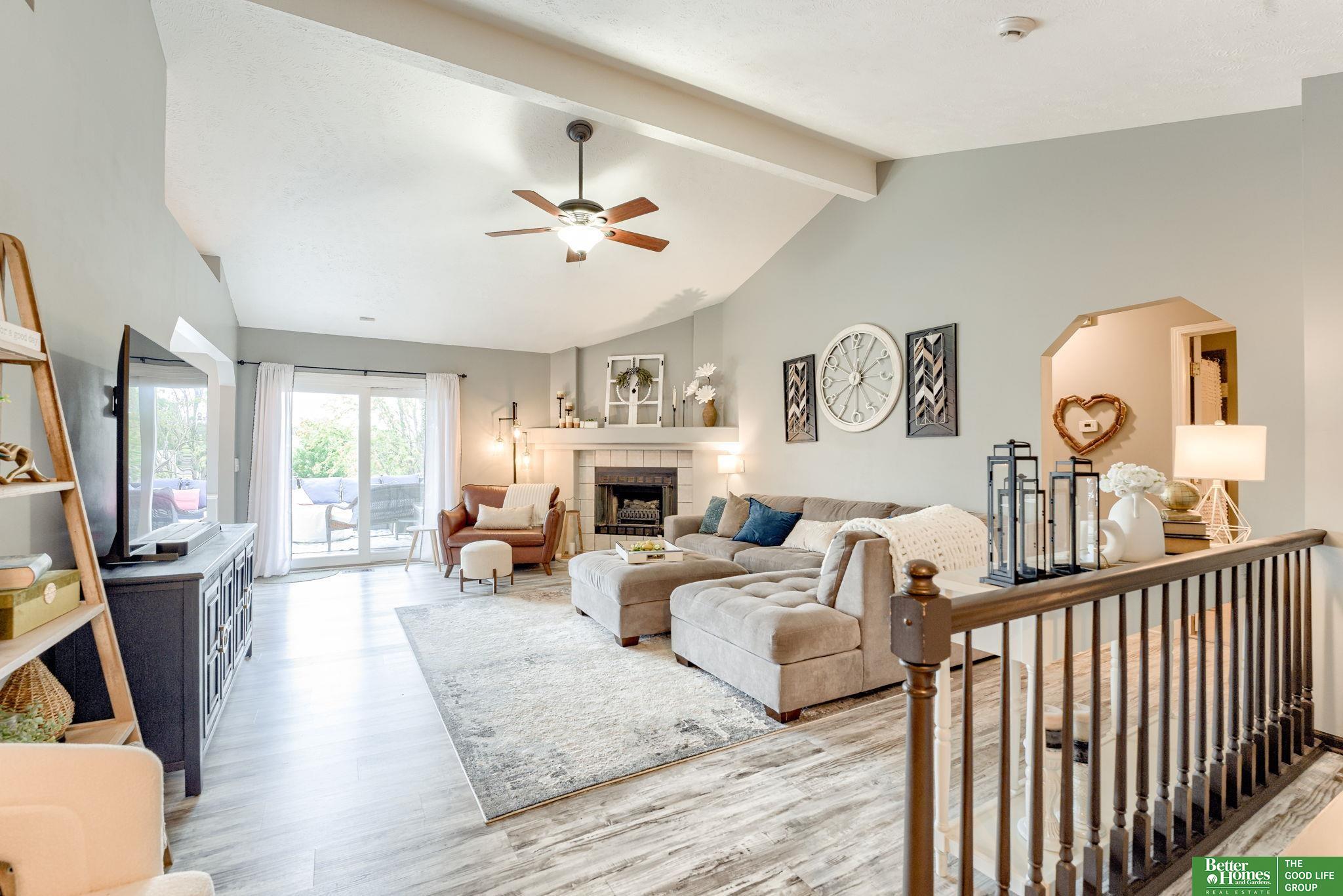 2405 Laura Circle