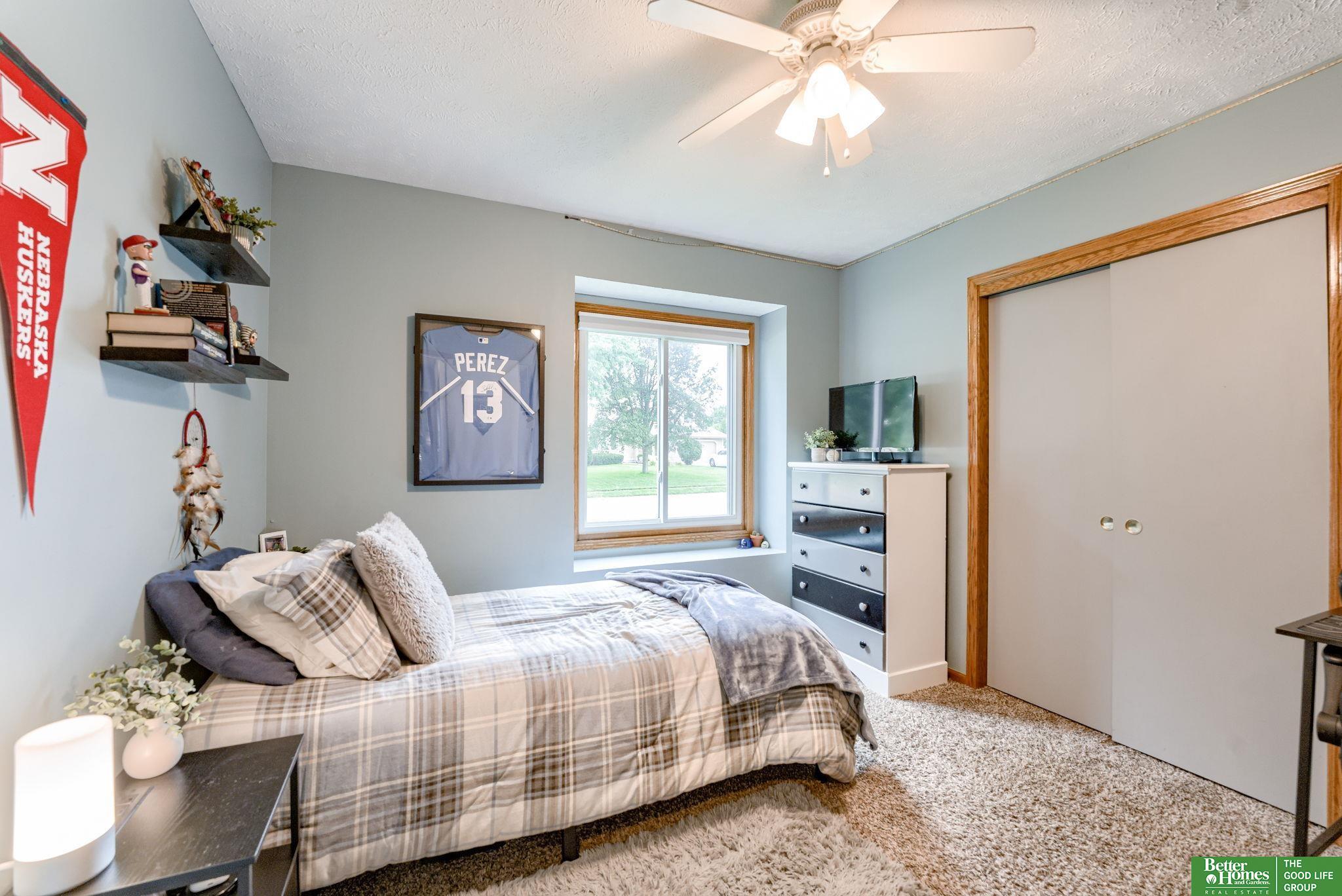 2405 Laura Circle