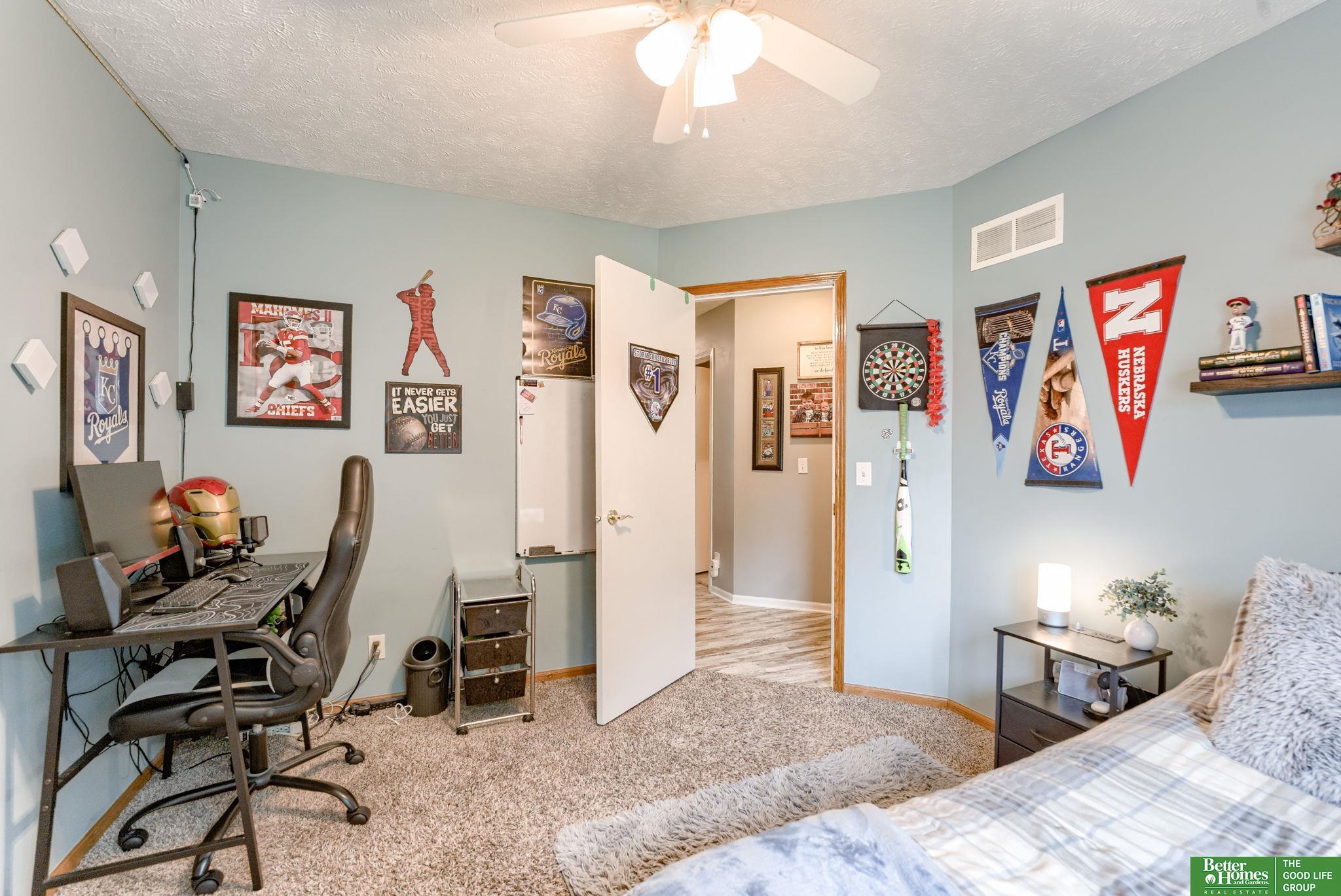 2405 Laura Circle