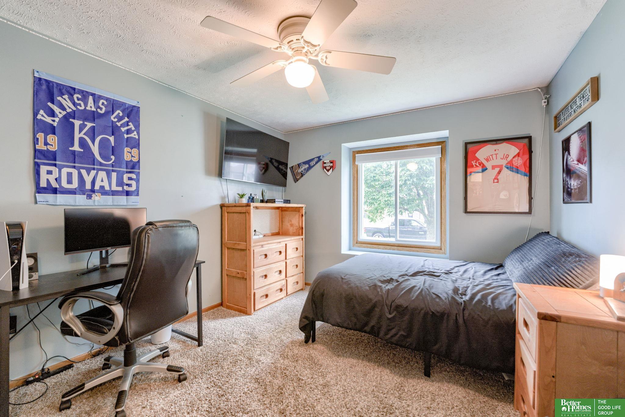 2405 Laura Circle