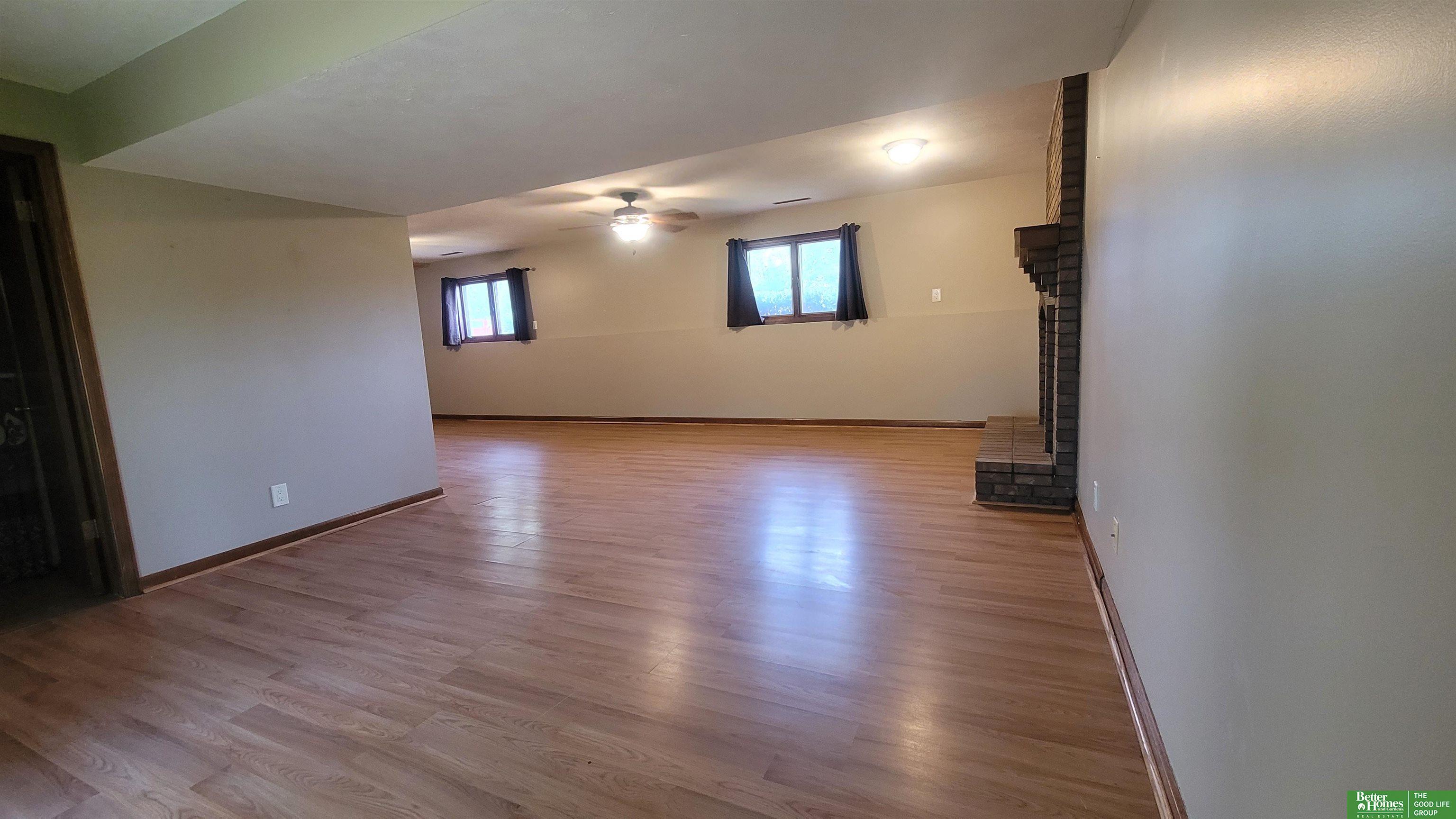 932 Woodcrest Court