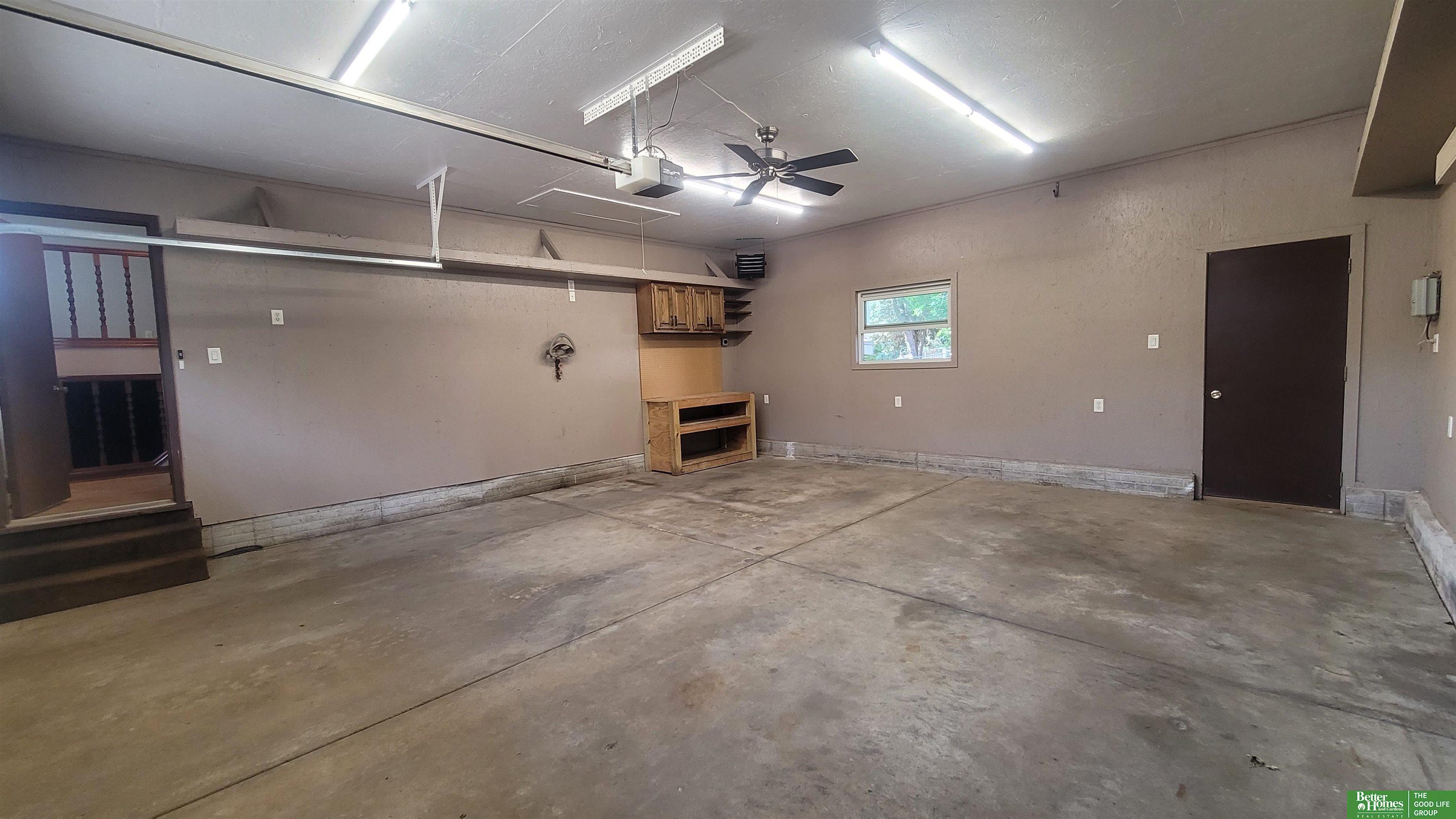 932 Woodcrest Court