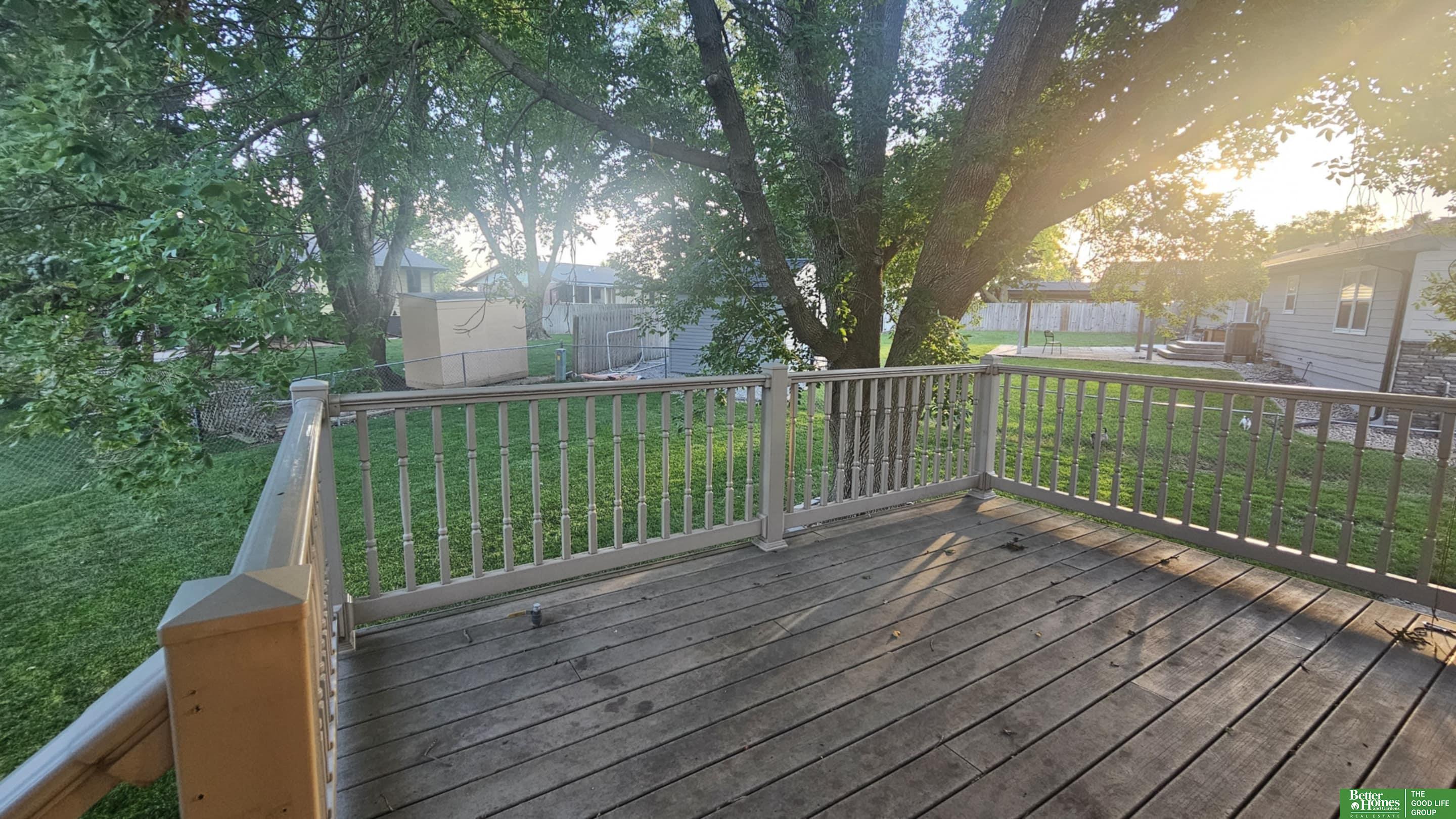 932 Woodcrest Court